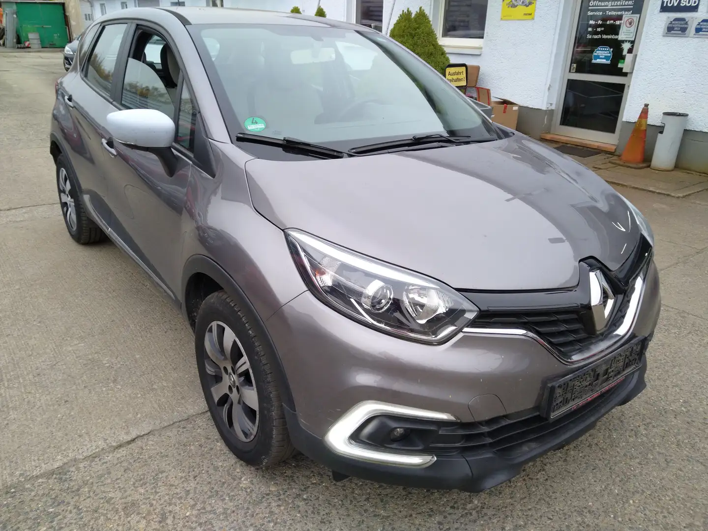 Renault Captur Experience Grau - 2