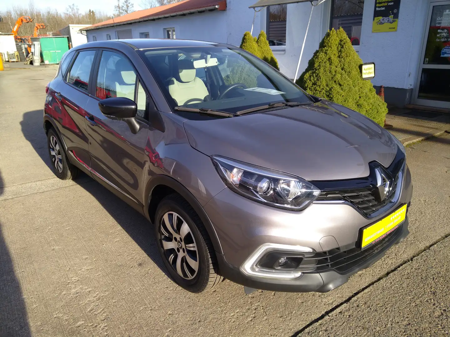 Renault Captur Experience Grau - 2