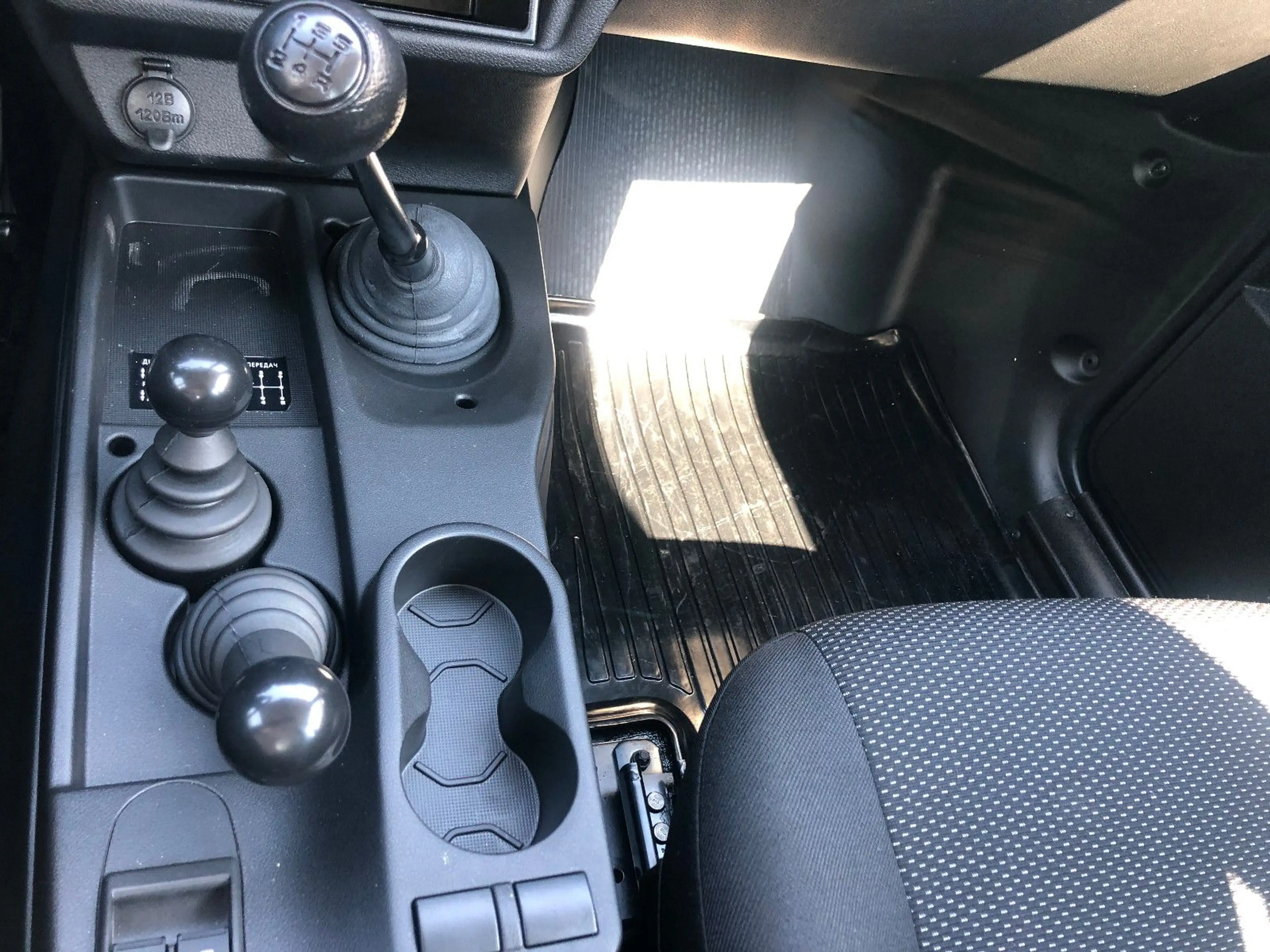 Lada Niva NIVA "NORMA EXKLUSIV" AHK! DOTZ-Räder! AET-2026 — photo 12
