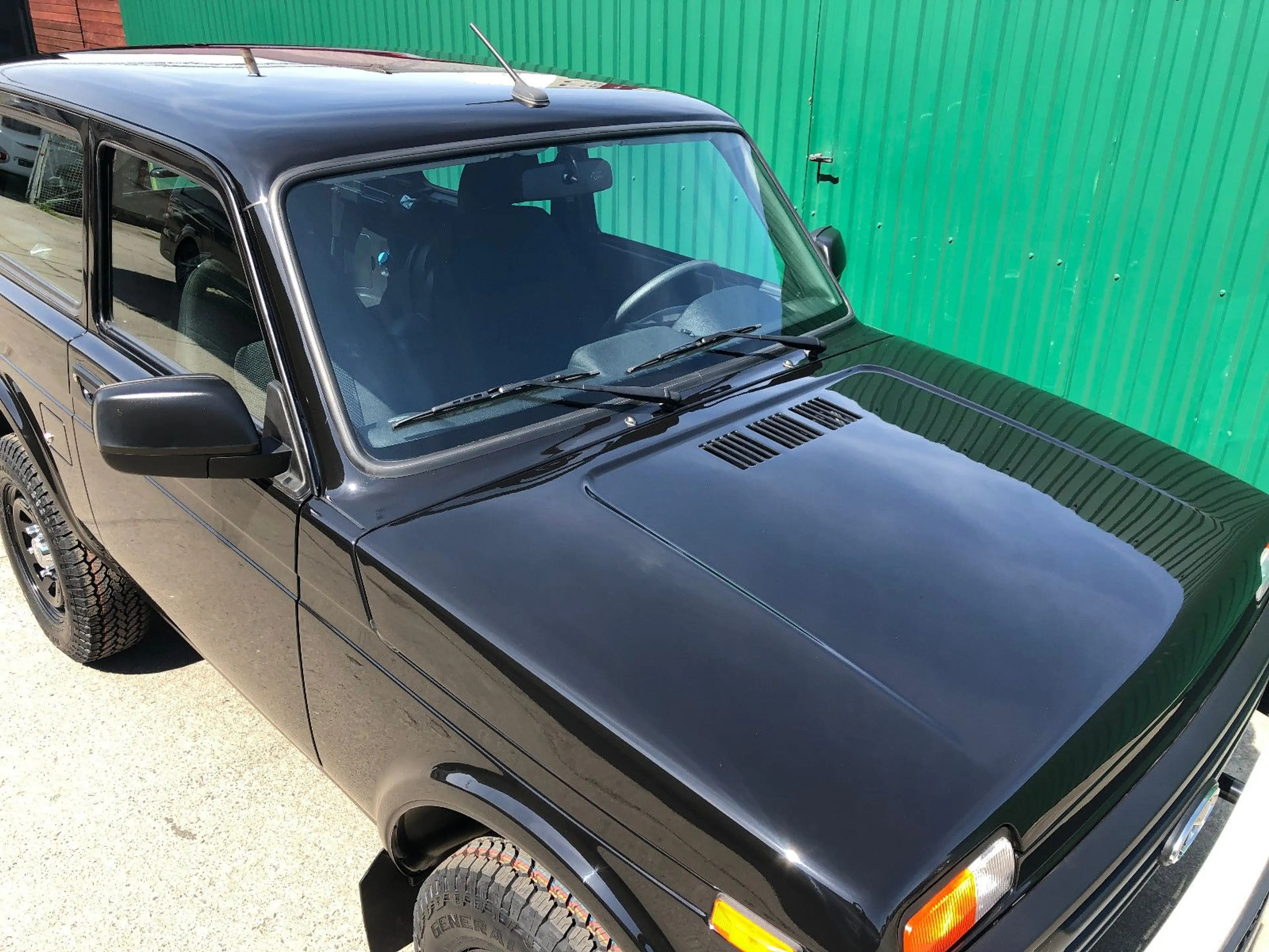Lada Niva NIVA "NORMA EXKLUSIV" AHK! DOTZ-Räder! AET-2026 — photo 5