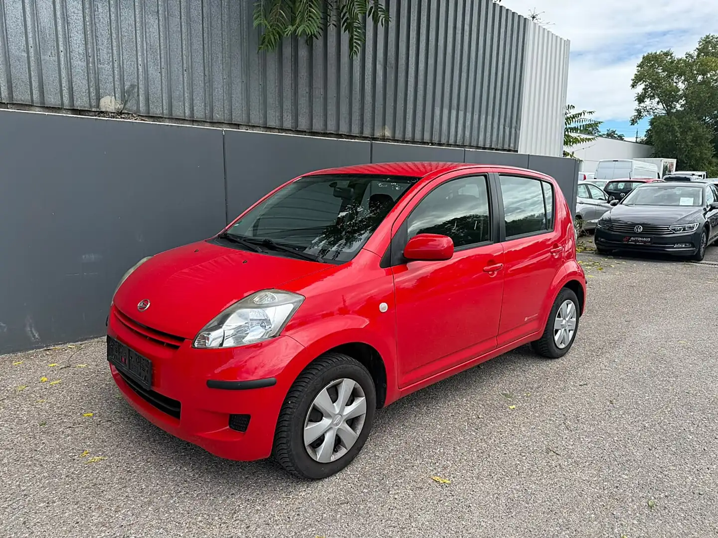Daihatsu Sirion 1,0 | PICKERL BIS 11/2026 | Rot - 1