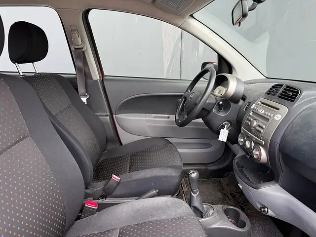 Daihatsu Sirion view 8