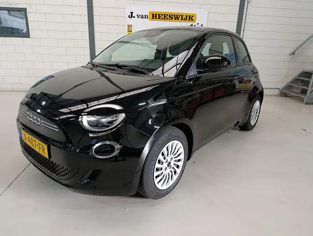 Fiat 500e Urban 42 kWh Airco | Audio | Carplay | Cruisecontr