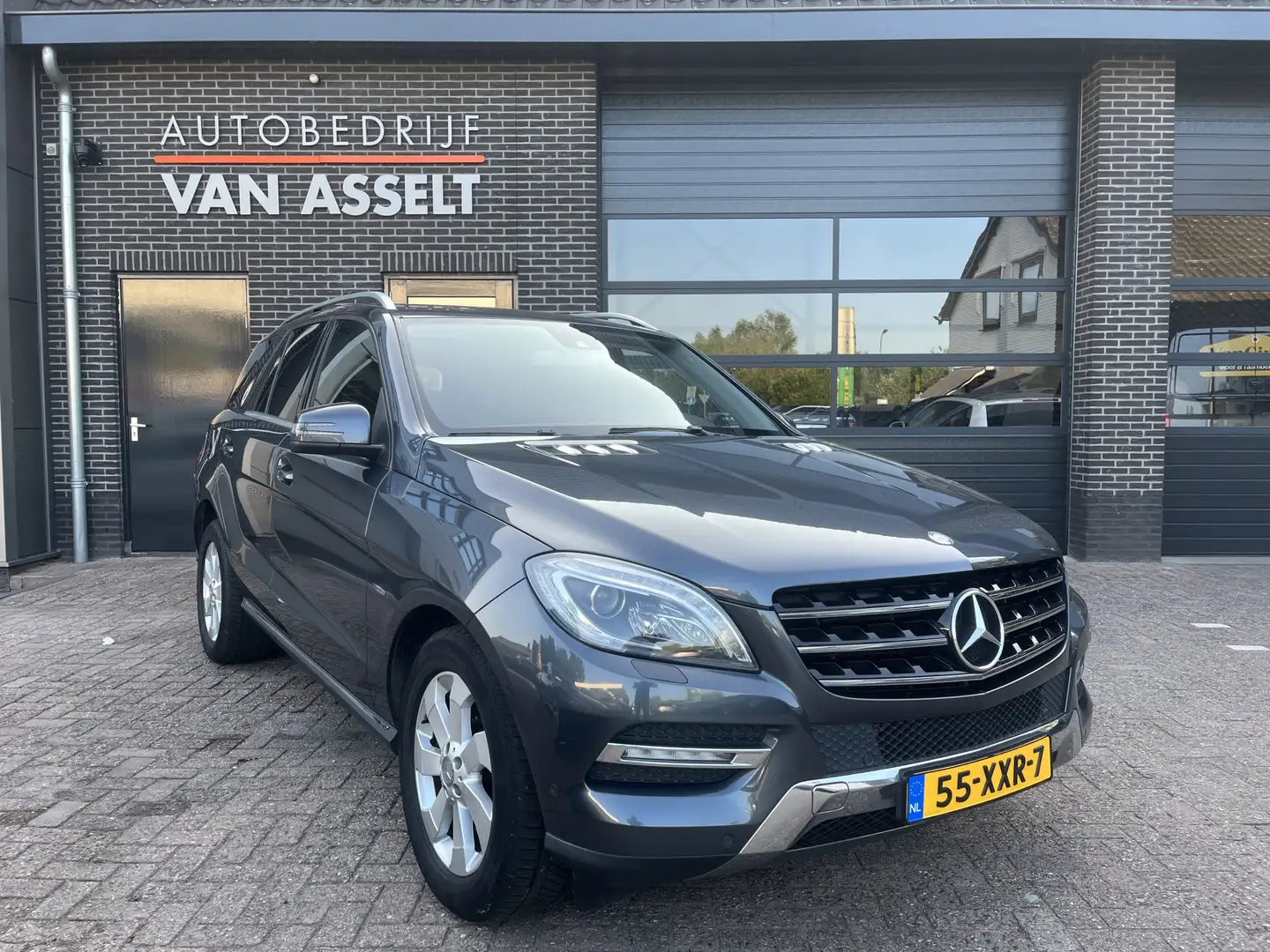Mercedes-Benz ML 350 M-klasse Navi , Xenon , Luchtvering Gris - 1