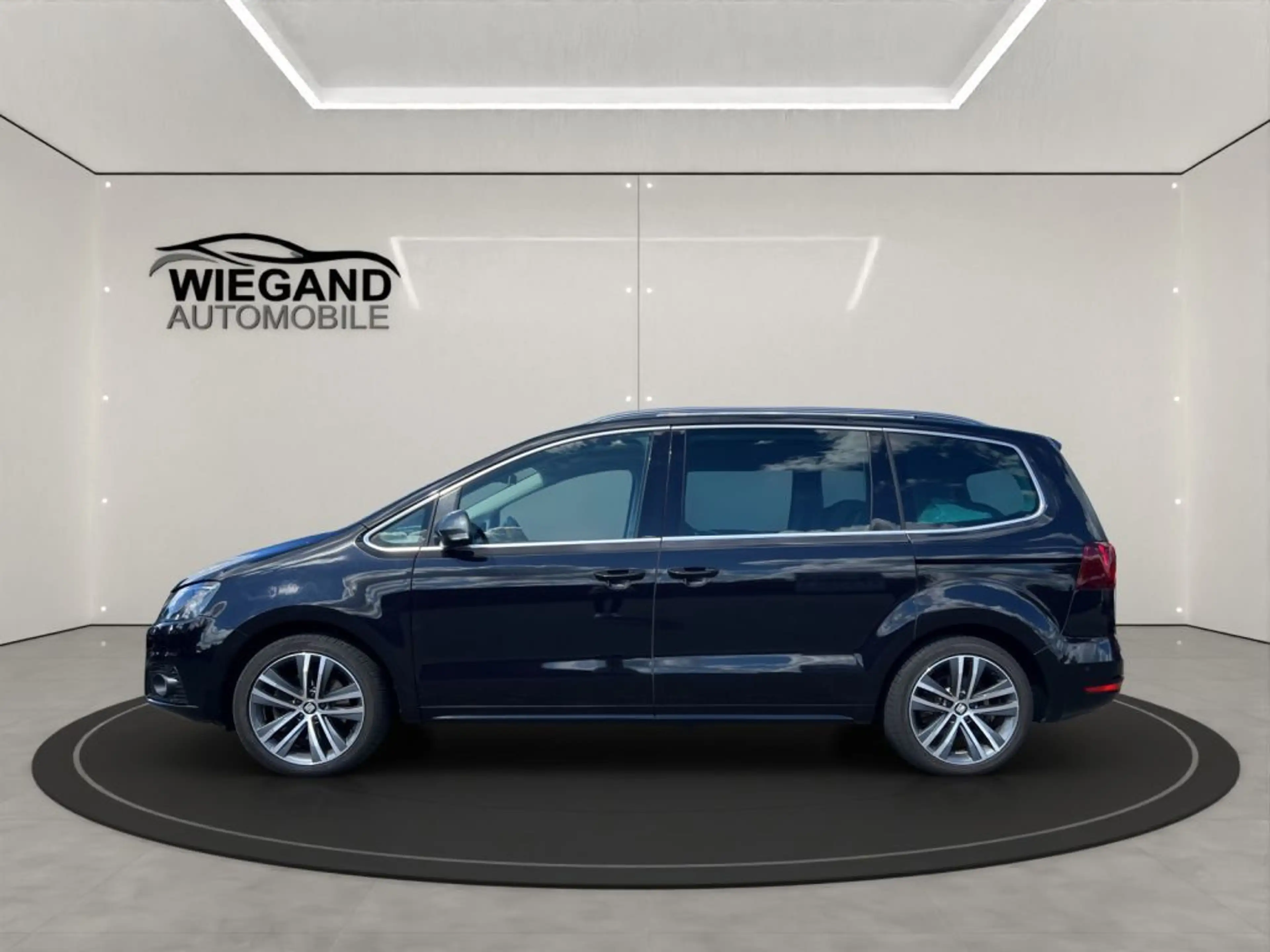 SEAT Alhambra 1.4 TSI S&S DSG FR-LINE+PANO+7.SITZ+MAS — photo 2