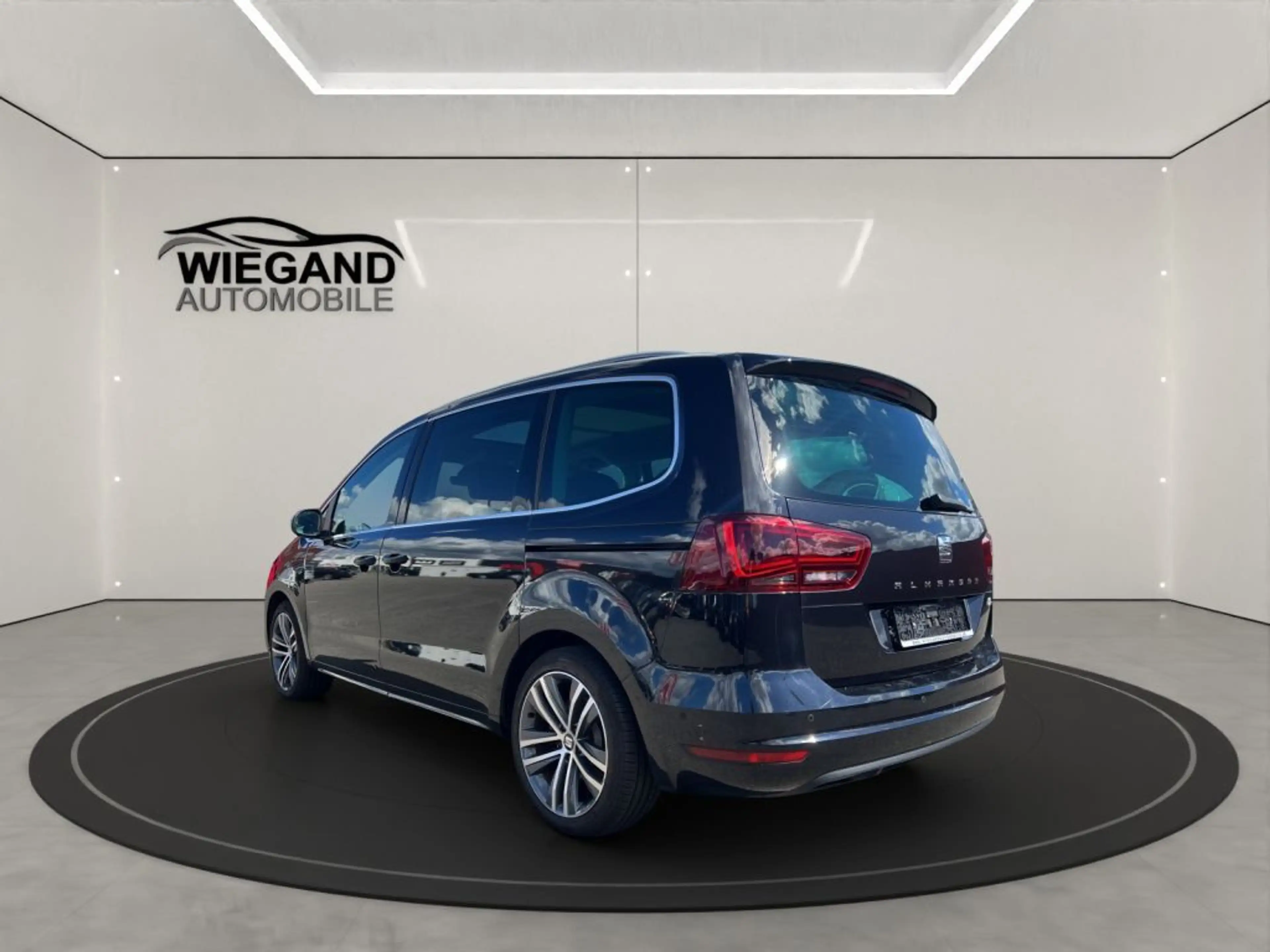 SEAT Alhambra 1.4 TSI S&S DSG FR-LINE+PANO+7.SITZ+MAS — photo 3