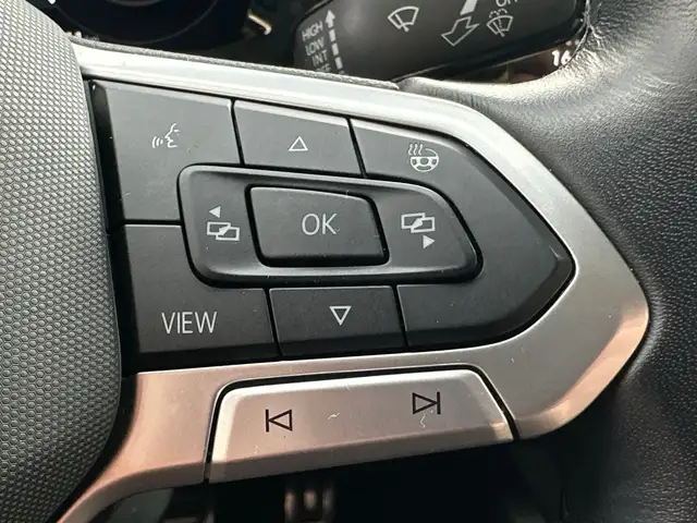 Volkswagen Golf view 15