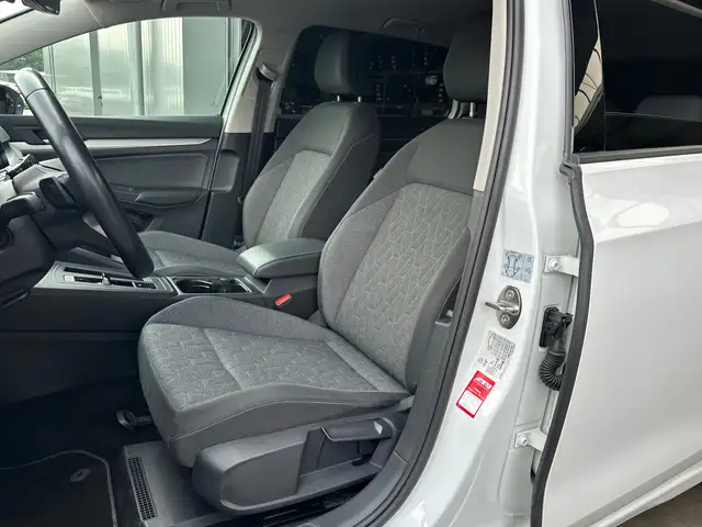 Volkswagen Golf view 10