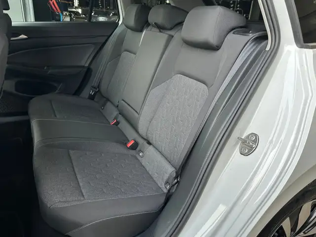 Volkswagen Golf view 11
