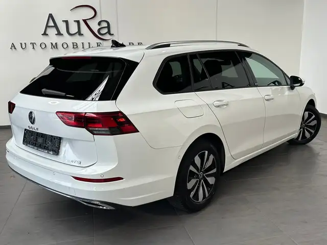 Volkswagen Golf view 5