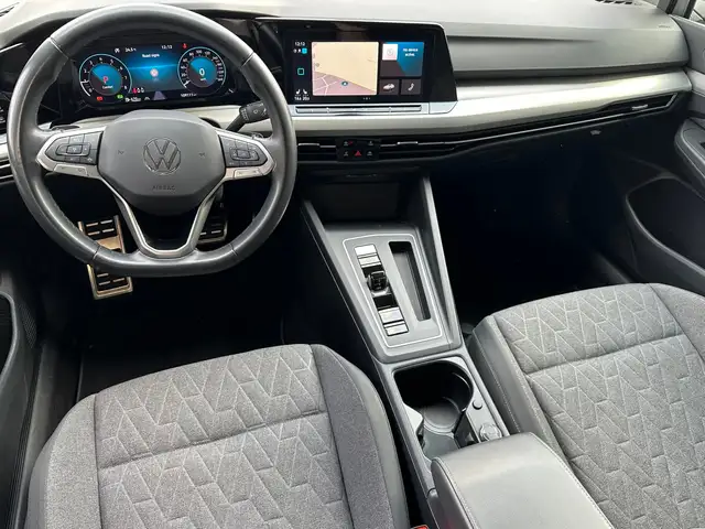 Volkswagen Golf view 12