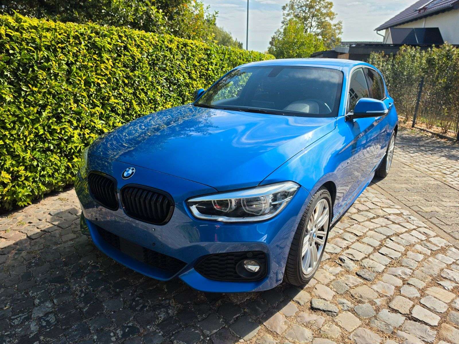 BMW 120