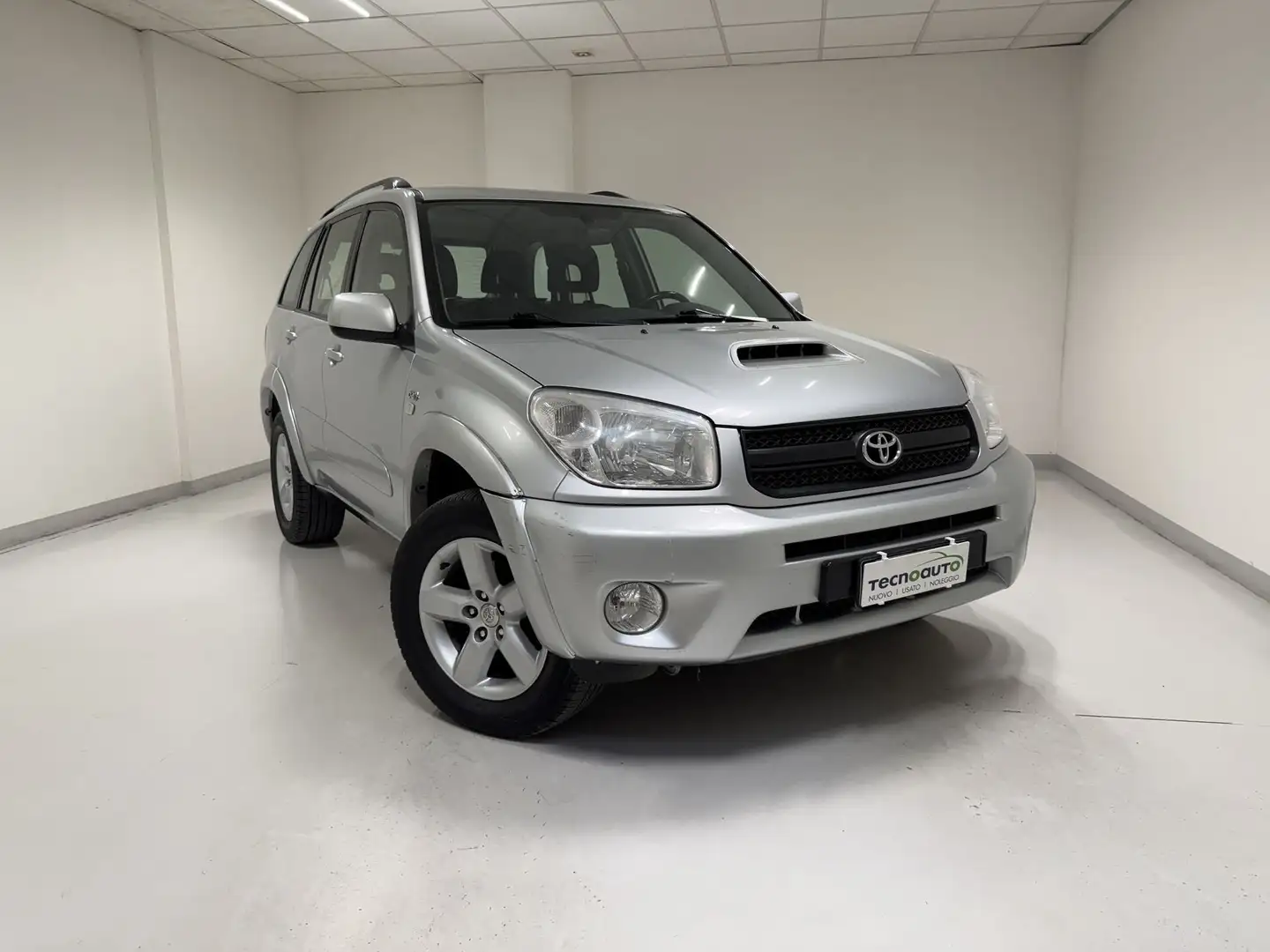 Toyota RAV 4 RAV4 2.0 Tdi D-4D cat 5 porte Sol Argent - 2
