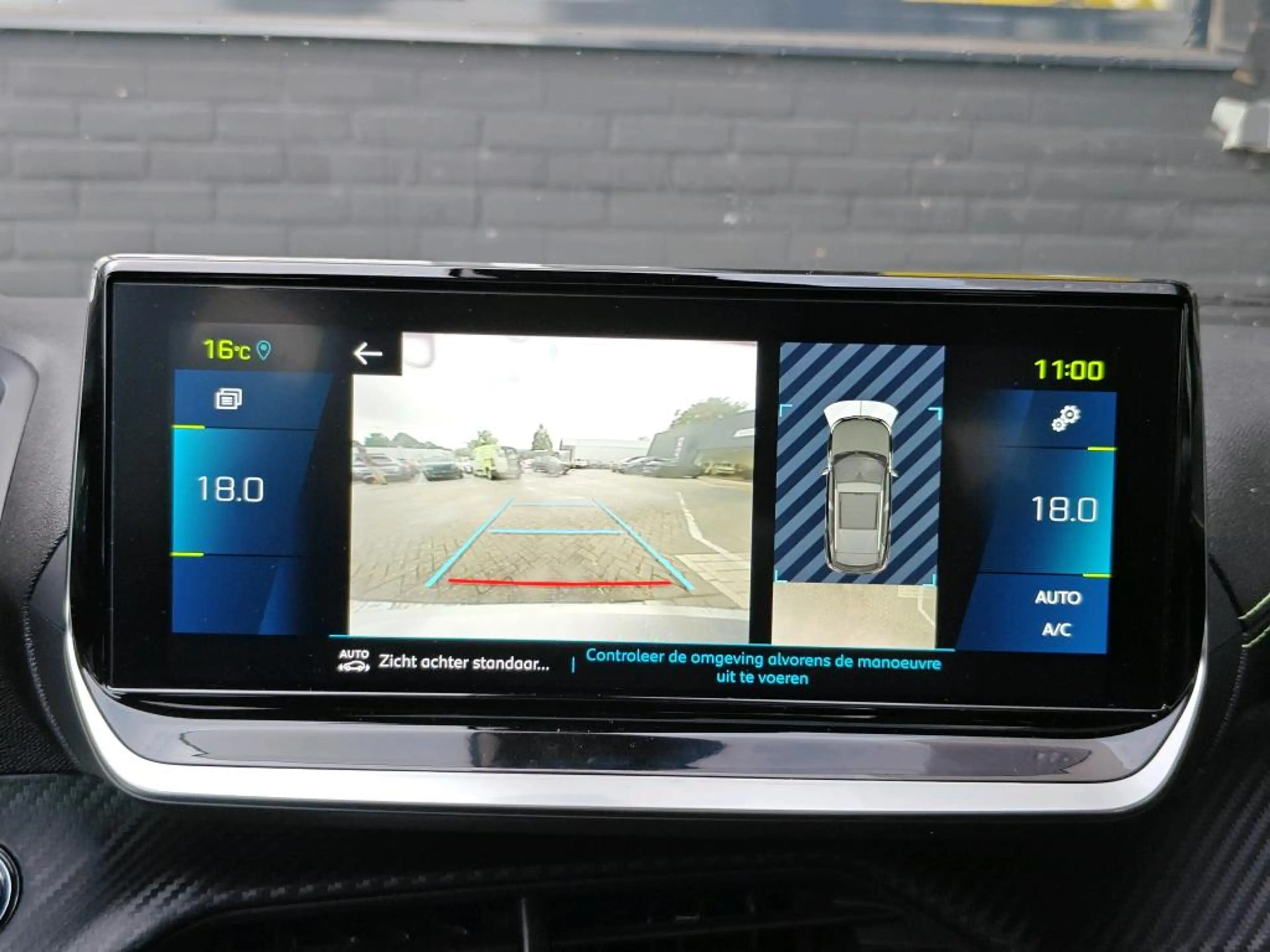 Peugeot e-2008 EV GT Pack 50 kWh | Fase 3 laden | Panorama/schuif — photo 8
