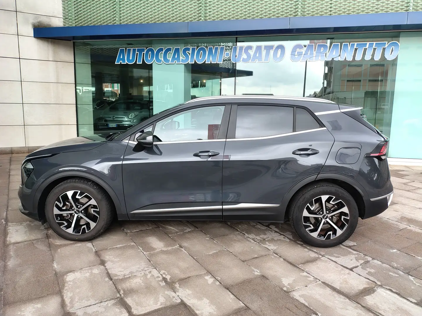 Kia Sportage Sportage V 2022 1.6 tgdi mhev Business Grigio - 2