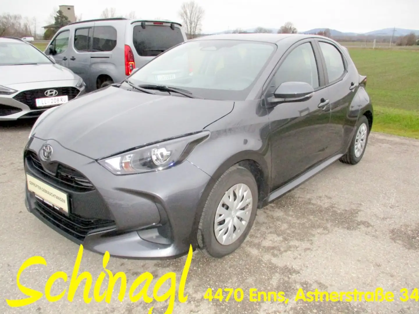 Toyota Yaris Hybrid 116 City Gris - 1