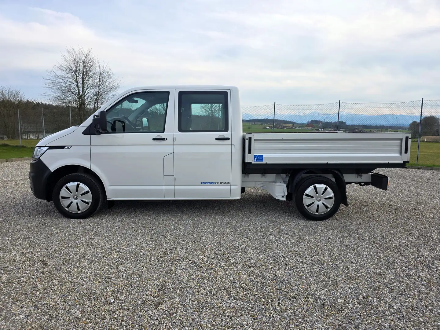 Volkswagen T6.1 Transporter Doppelkabine lang FWD Weiß - 2