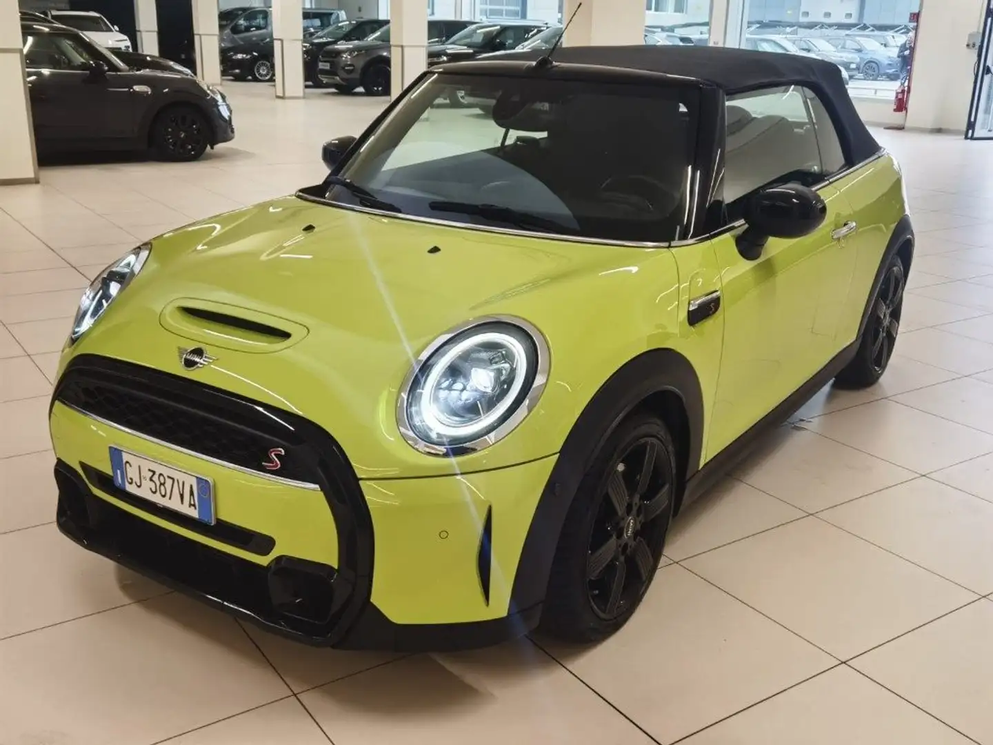 MINI Cooper Cabrio Mini 2.0 S Classic Jaune - 1