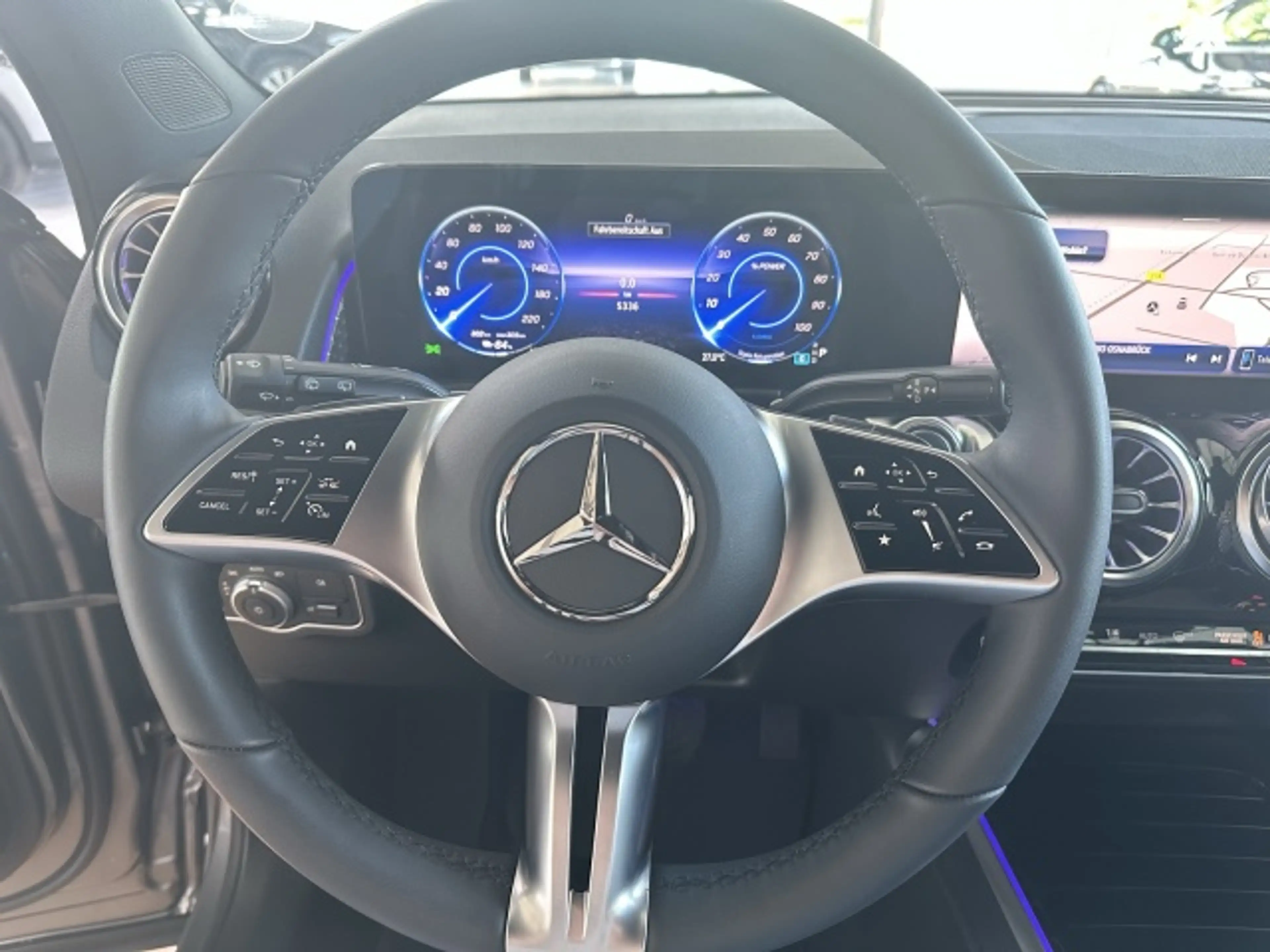 Mercedes-Benz EQB 350 EQB 350 4M PROGRESSIVE+PANORAMA+WINTER+KAMERA LED — photo 15