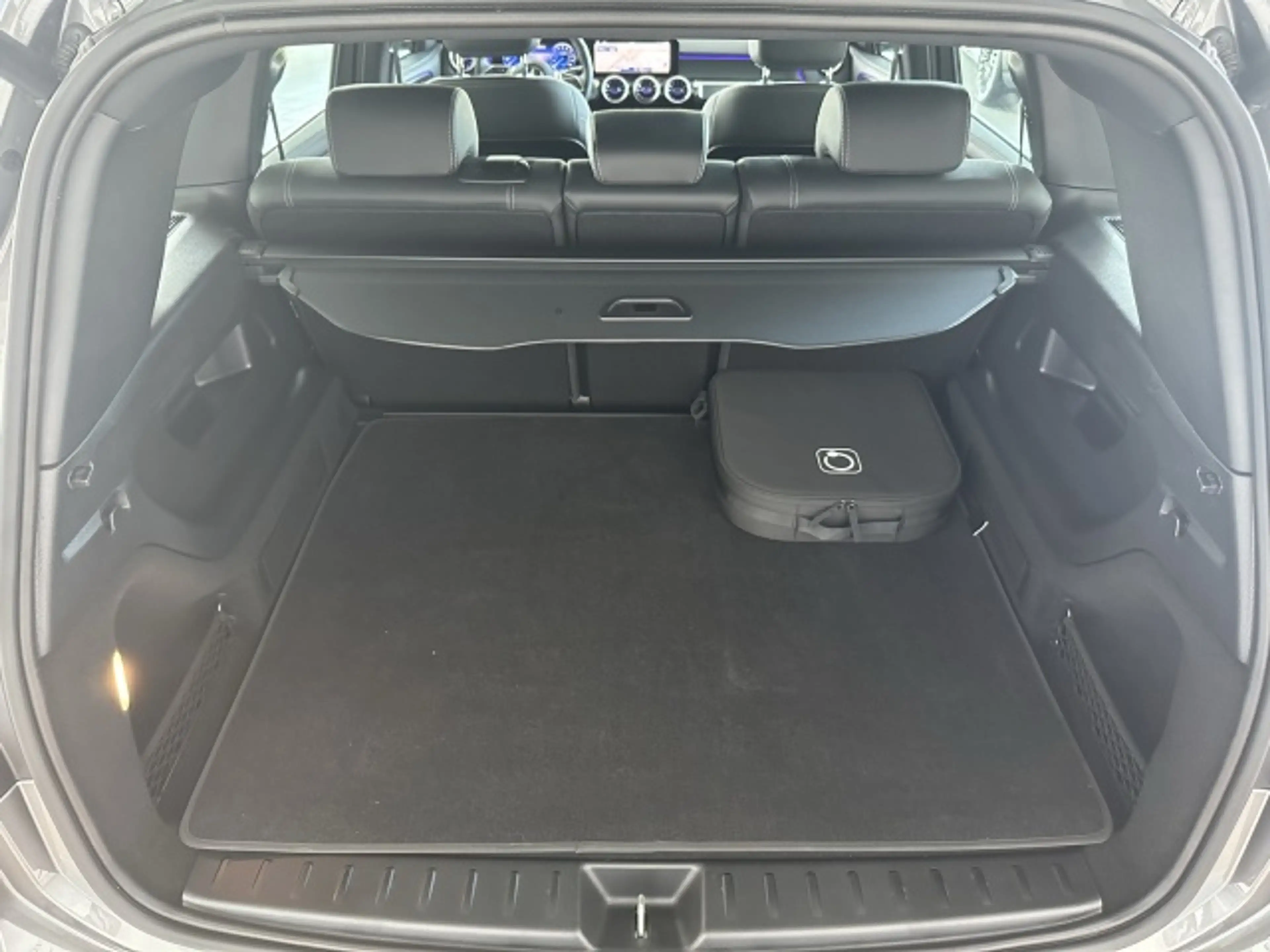 Mercedes-Benz EQB 350 EQB 350 4M PROGRESSIVE+PANORAMA+WINTER+KAMERA LED — photo 9