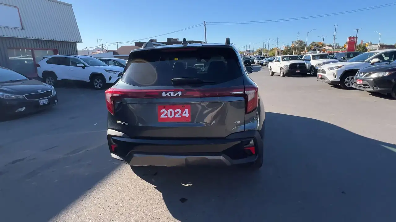 Kia Seltos снимка Kia Seltos