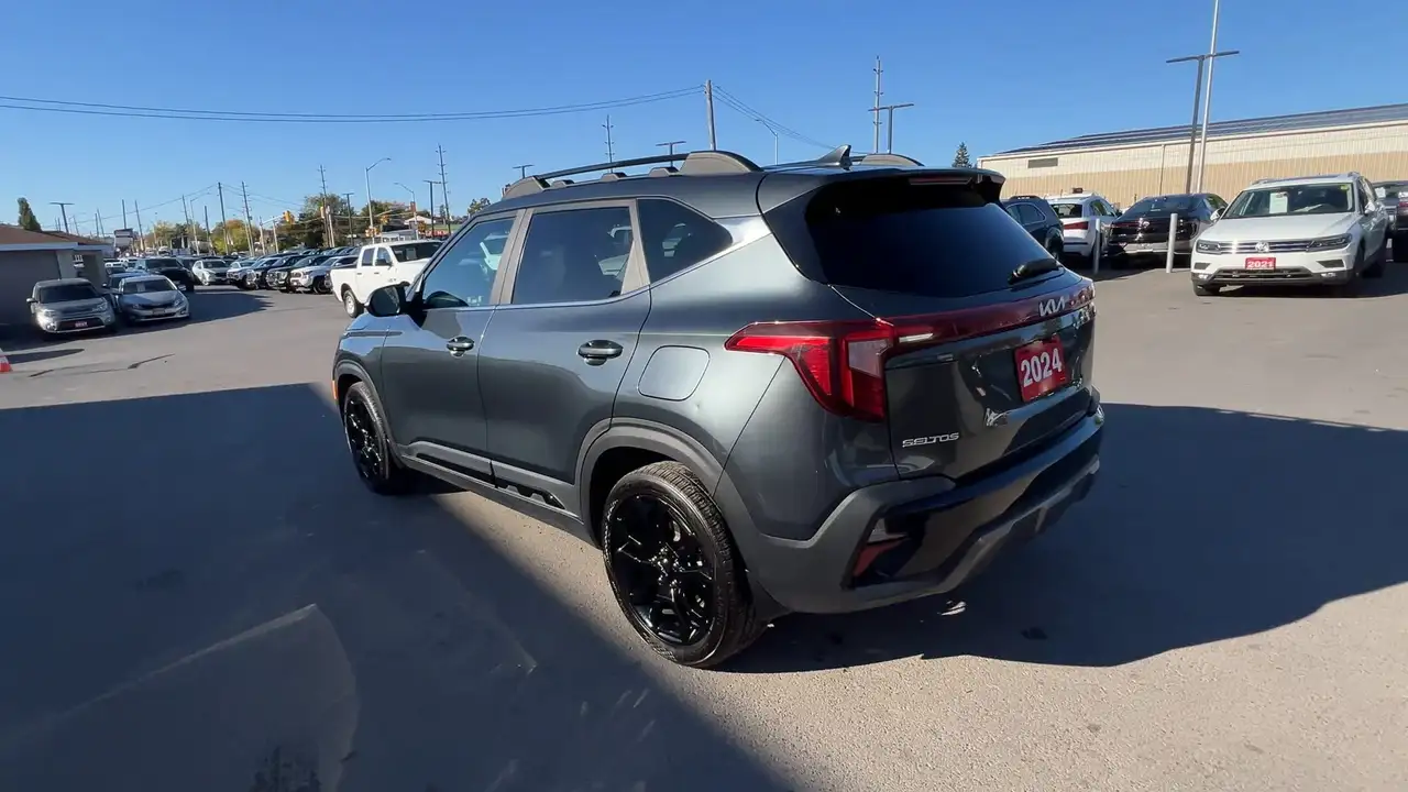 Kia Seltos снимка Kia Seltos