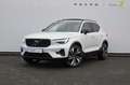 Volvo XC40 211PK Automaat B4 Ultimate Dark / Adaptieve cruise Blanc - thumbnail 3