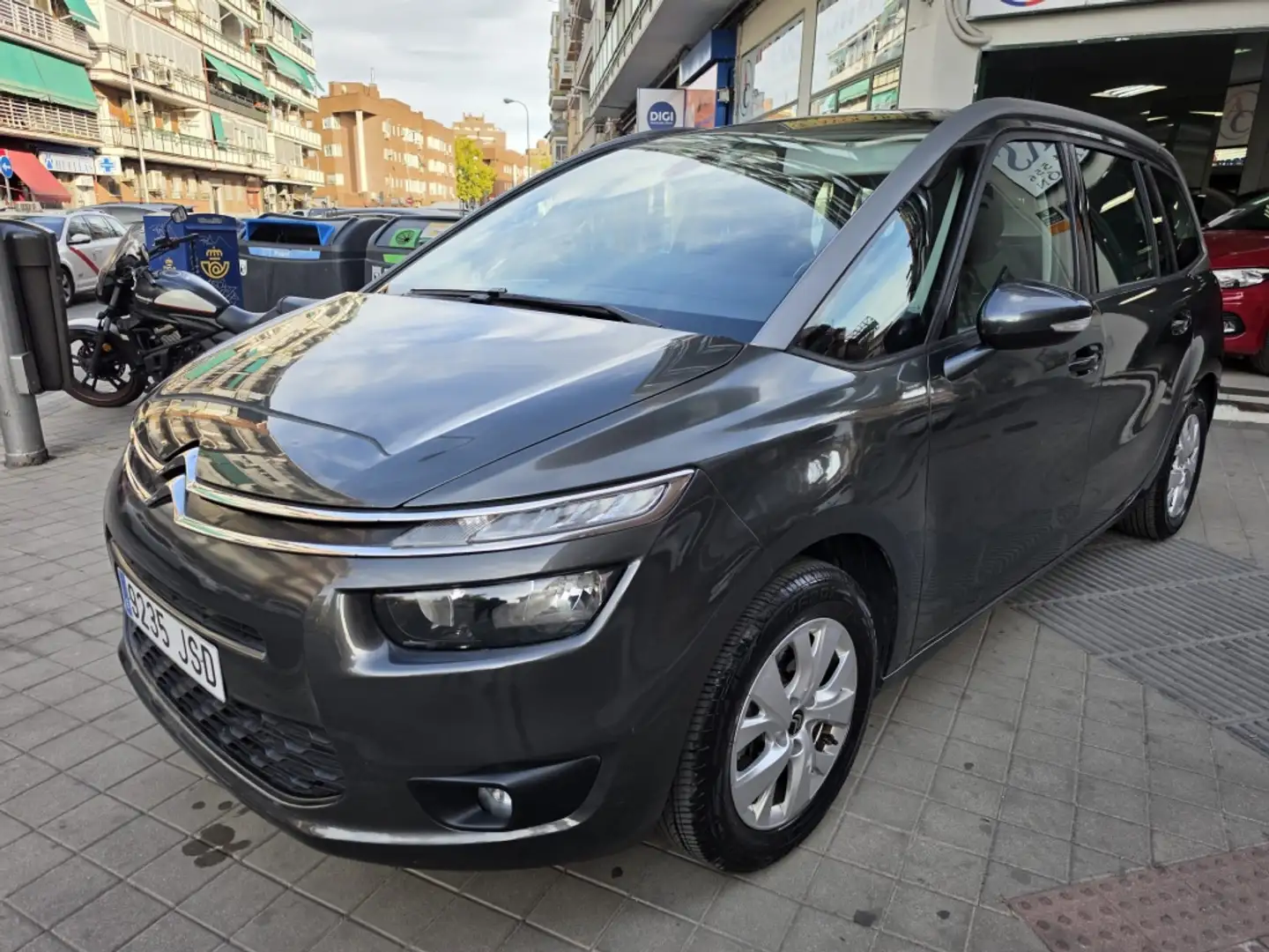 Citroen C4 Grand Picasso 1.2 PT. S&S Live Edition Gris - 2