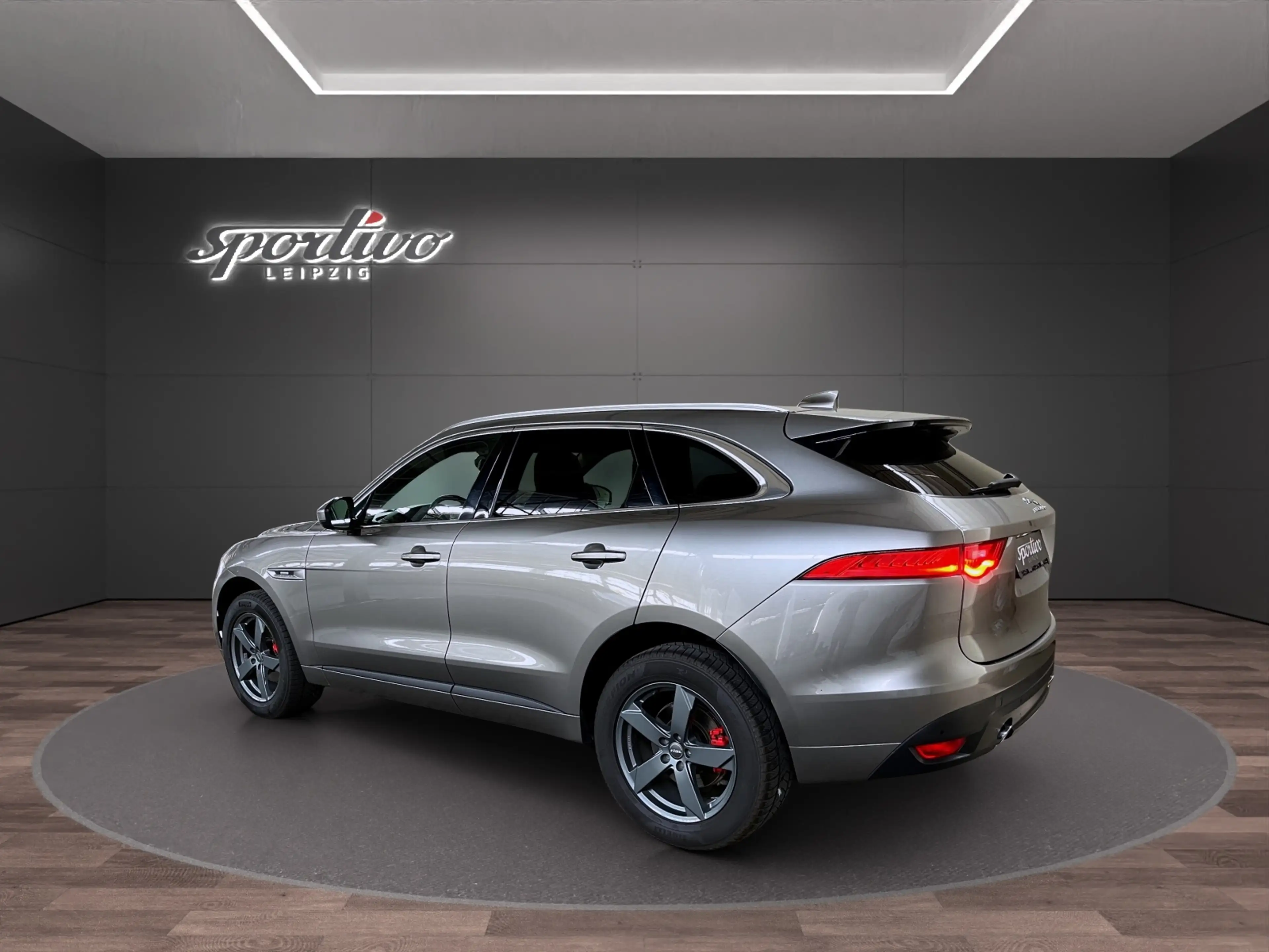 Jaguar F-Pace R-Sport AWD — photo 5