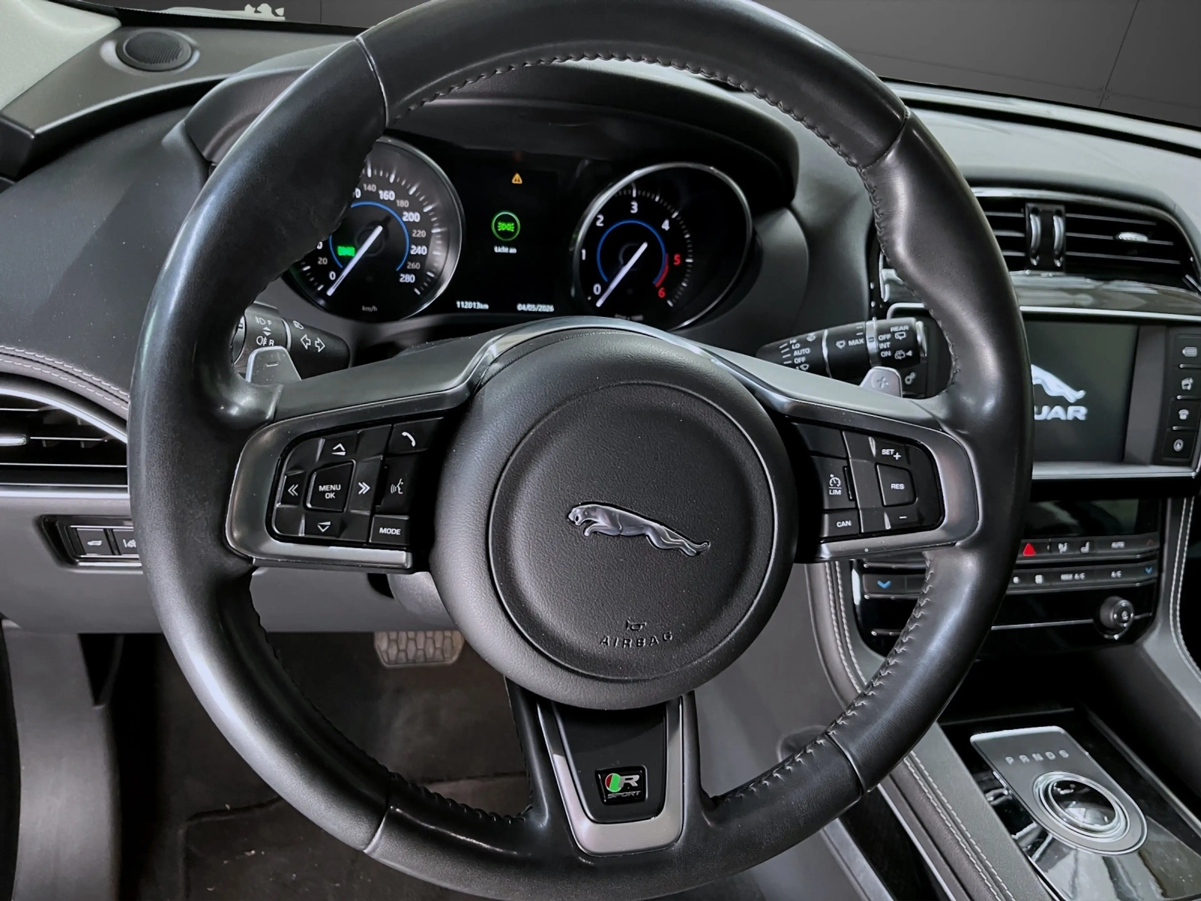 Jaguar F-Pace R-Sport AWD — photo 10