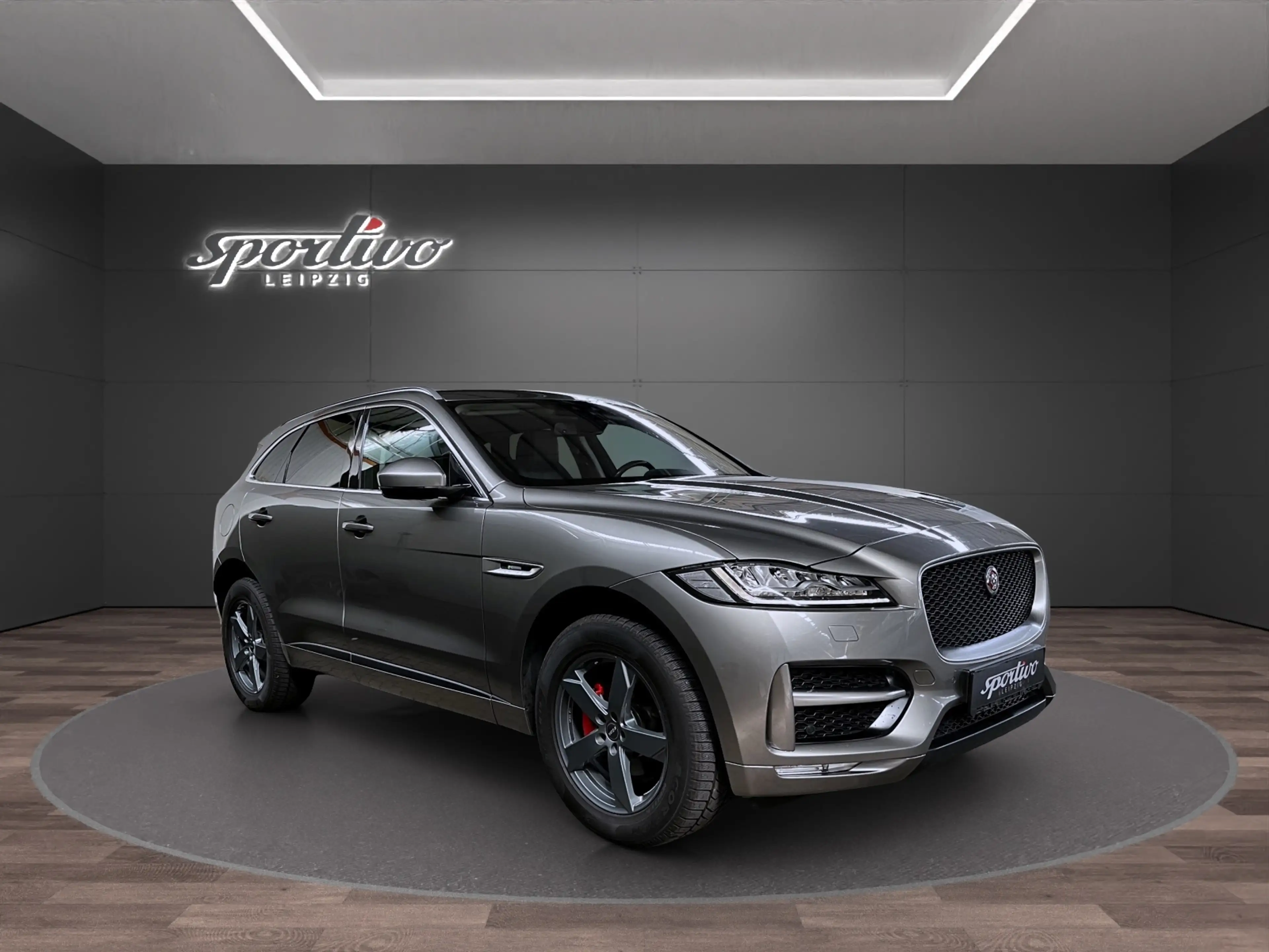 Jaguar F-Pace R-Sport AWD — photo 8