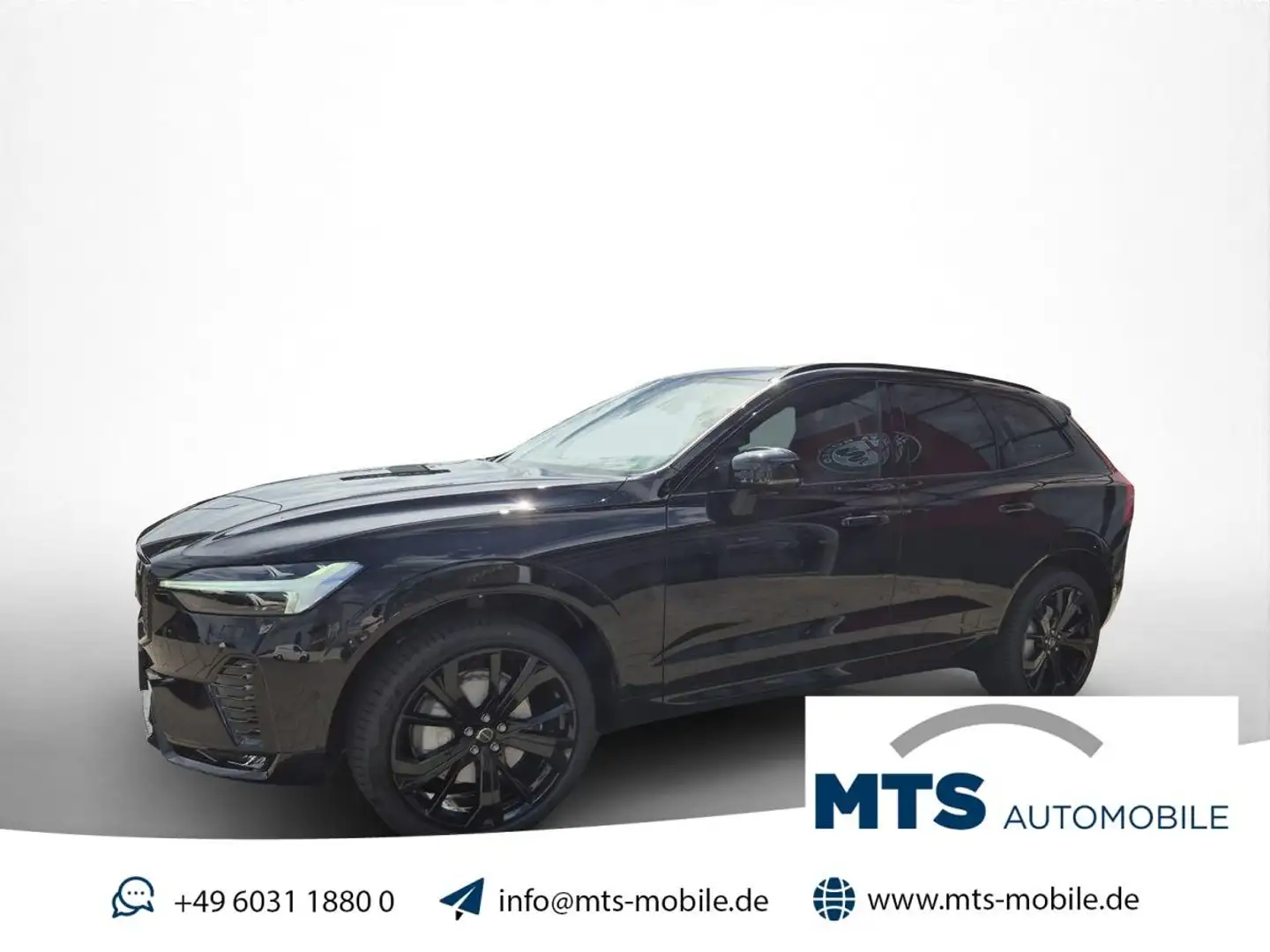 Volvo XC60 B5 AWD Black Edition Ultra H/K PANO AHK LED Černá - 1