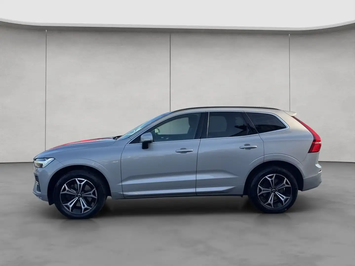 Volvo XC60 XC60 B4 Aut PilotAssist Google-Maps Voll-LED 19'' Silber - 2