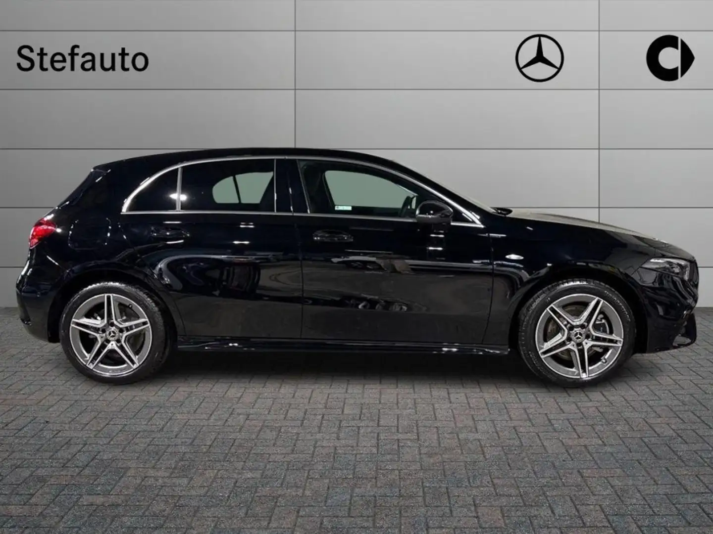 Mercedes-Benz A 250 e hybrid EQ AMG Line Advanced Nero - 2