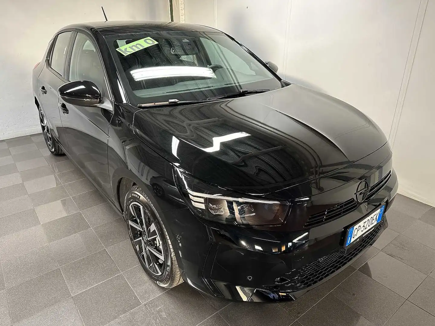 Opel Corsa 6ª serie 1.2 100 CV GS Negro - 1