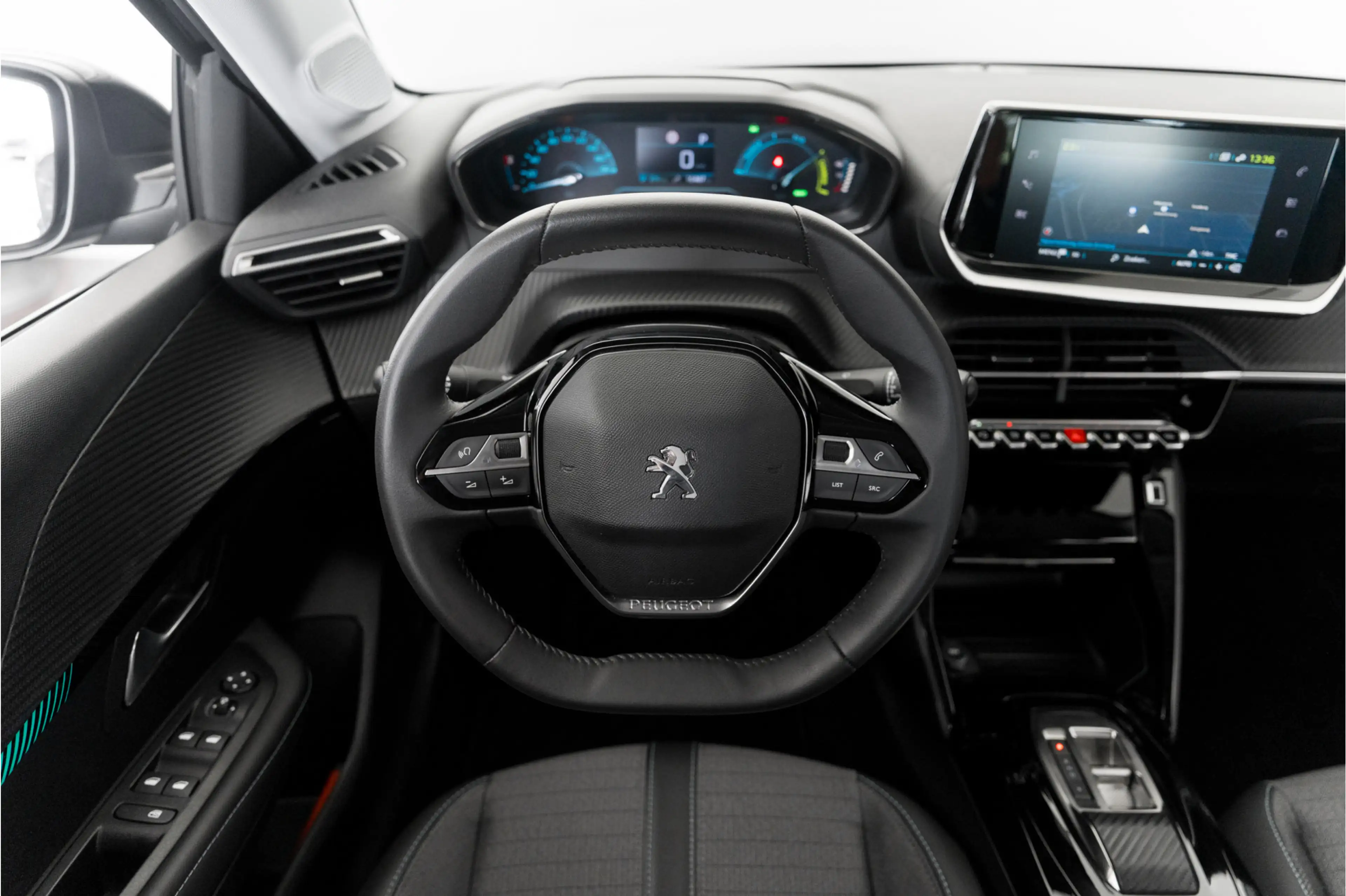 Peugeot e-208 EV Allure 50 kWh 3-fase|Camera|Applecarplay — photo 5