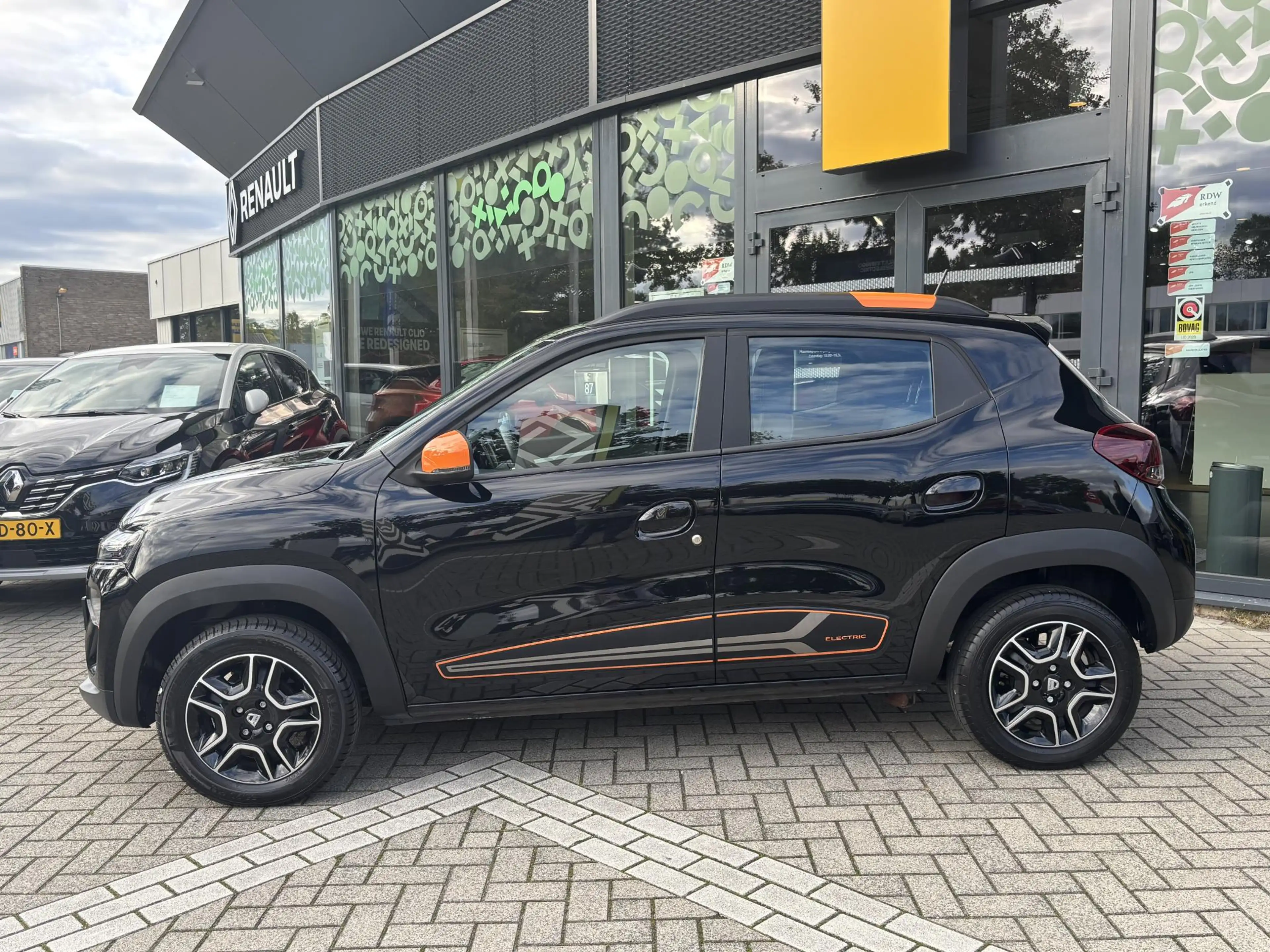 Dacia Spring Comfort Plus 27 kWh | Dealeronderhouden | NL Auto — photo 3