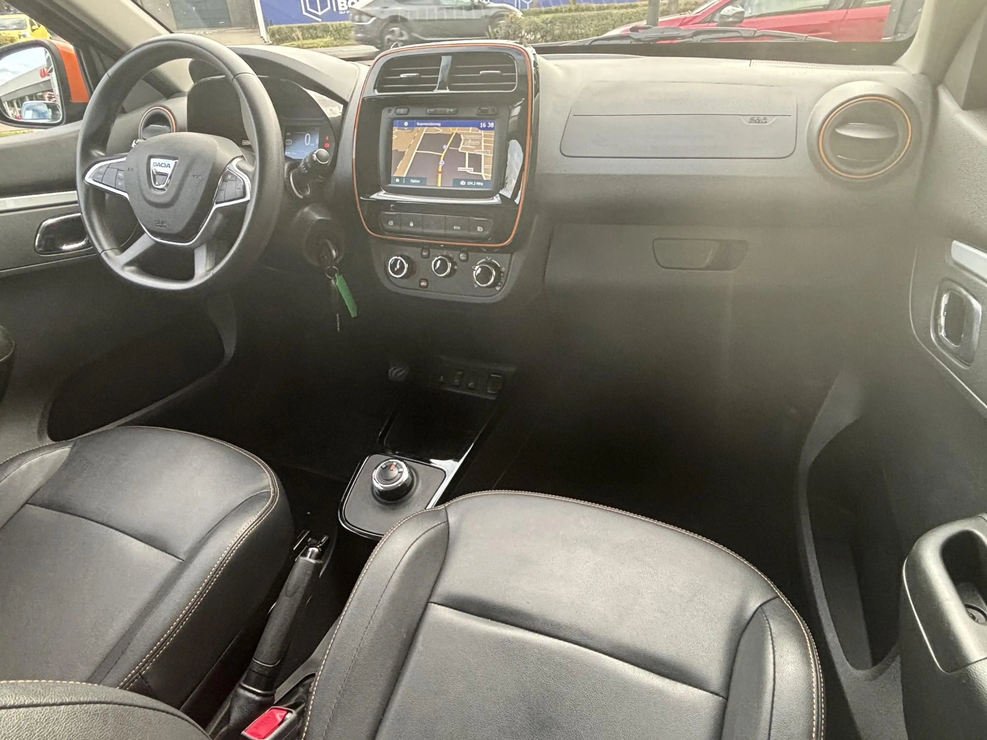 Dacia Spring Comfort Plus 27 kWh | Dealeronderhouden | NL Auto — photo 6