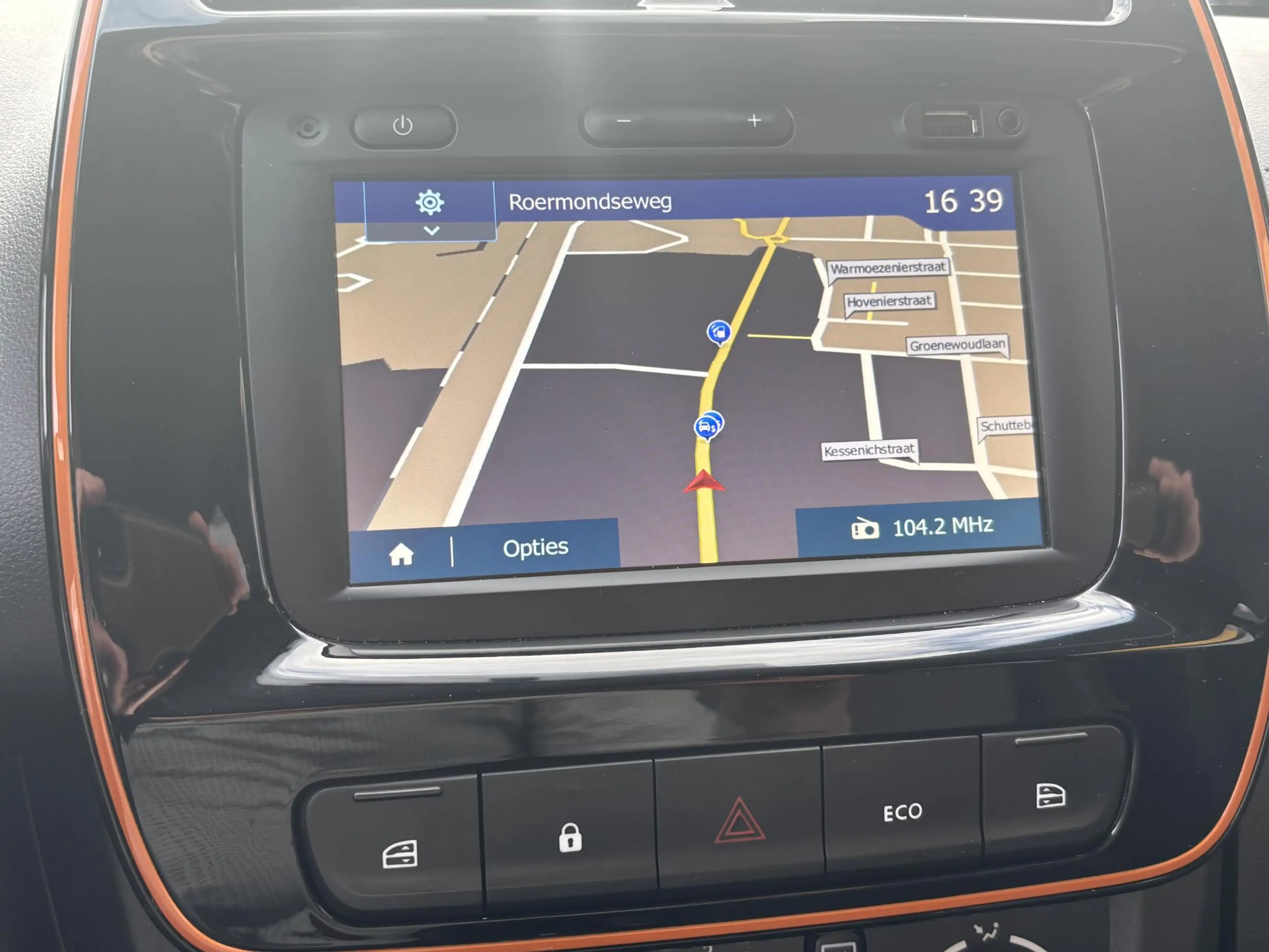 Dacia Spring Comfort Plus 27 kWh | Dealeronderhouden | NL Auto — photo 10