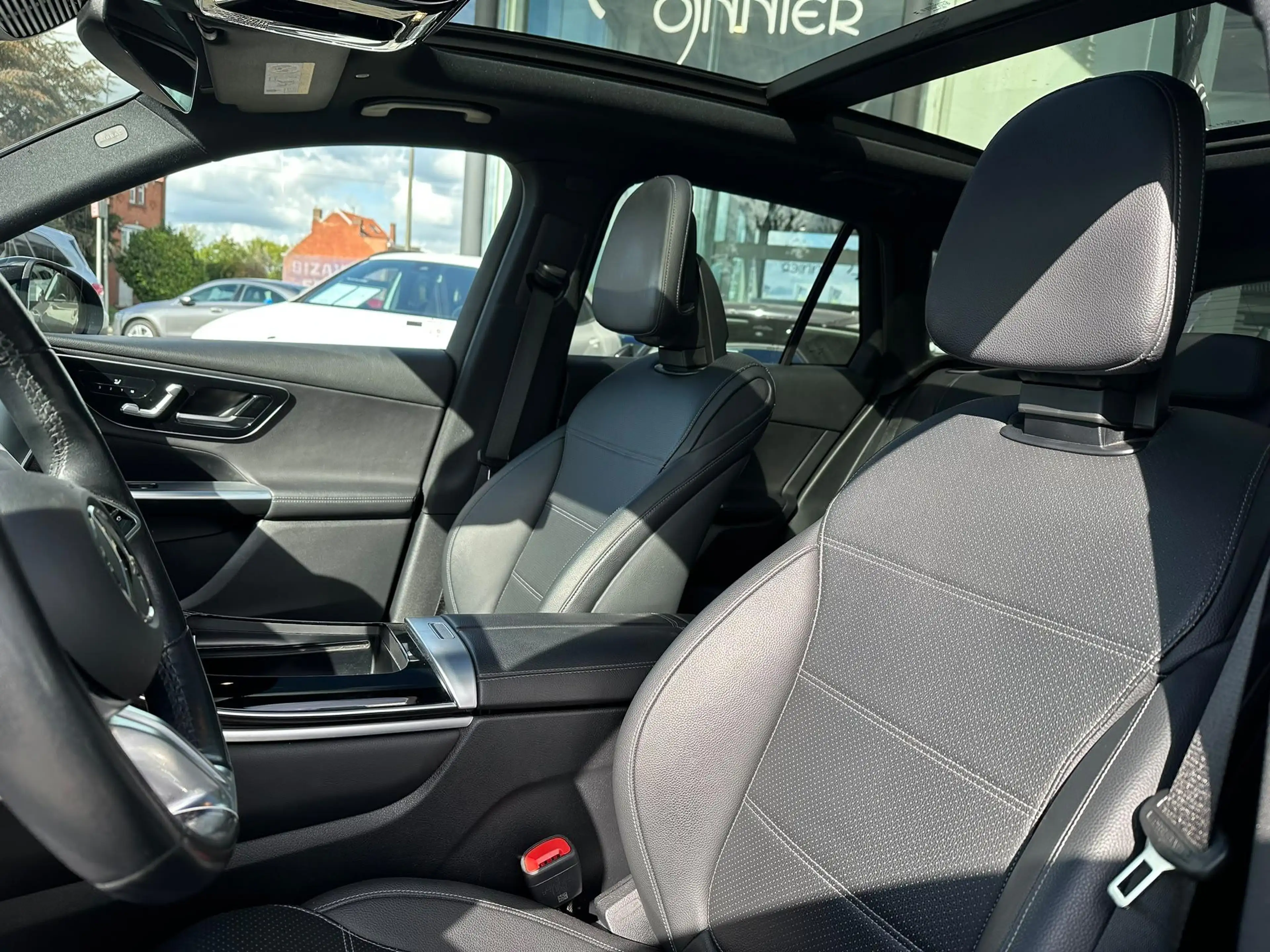 Mercedes-Benz GLC 300 GLC e 4MATIC Luxury Line — photo 13