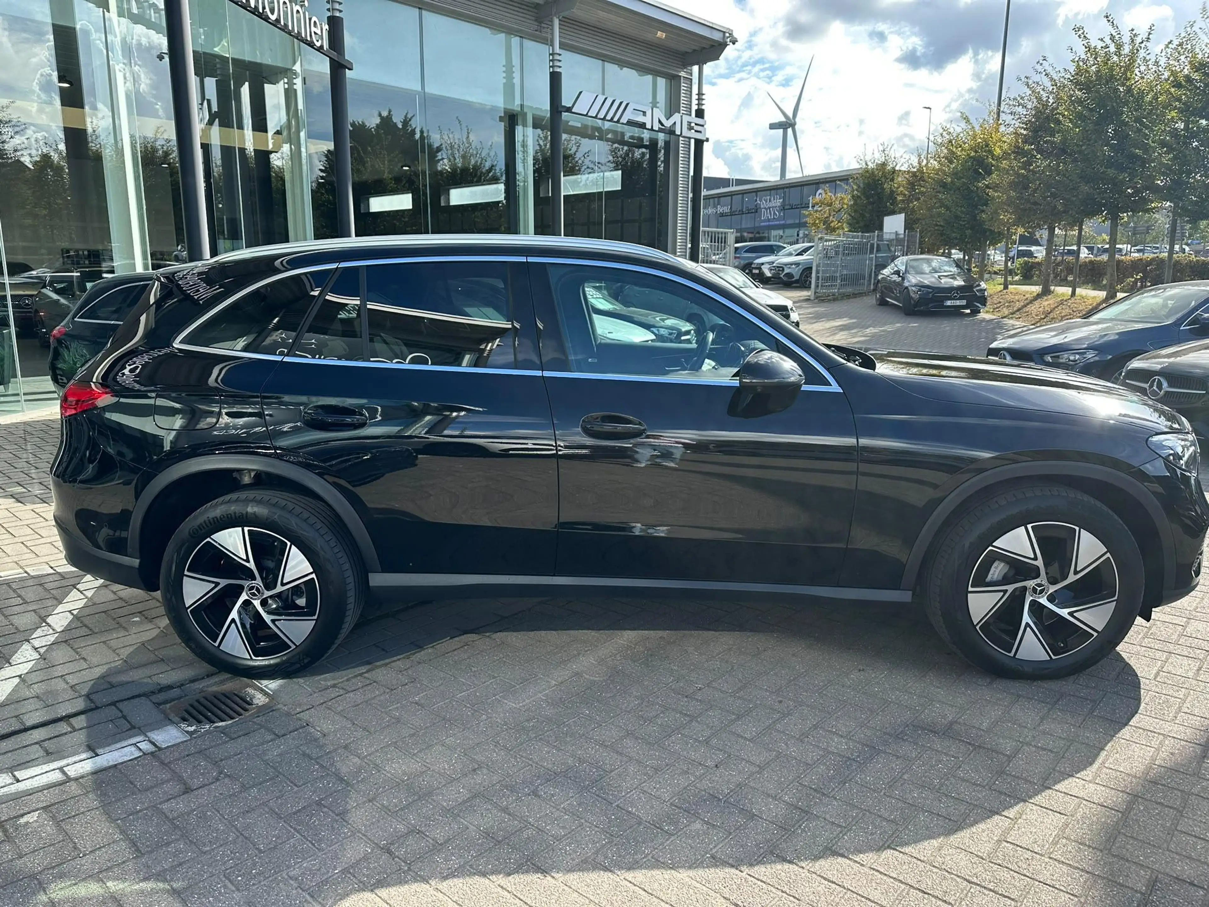 Mercedes-Benz GLC 300 GLC e 4MATIC Luxury Line — photo 6