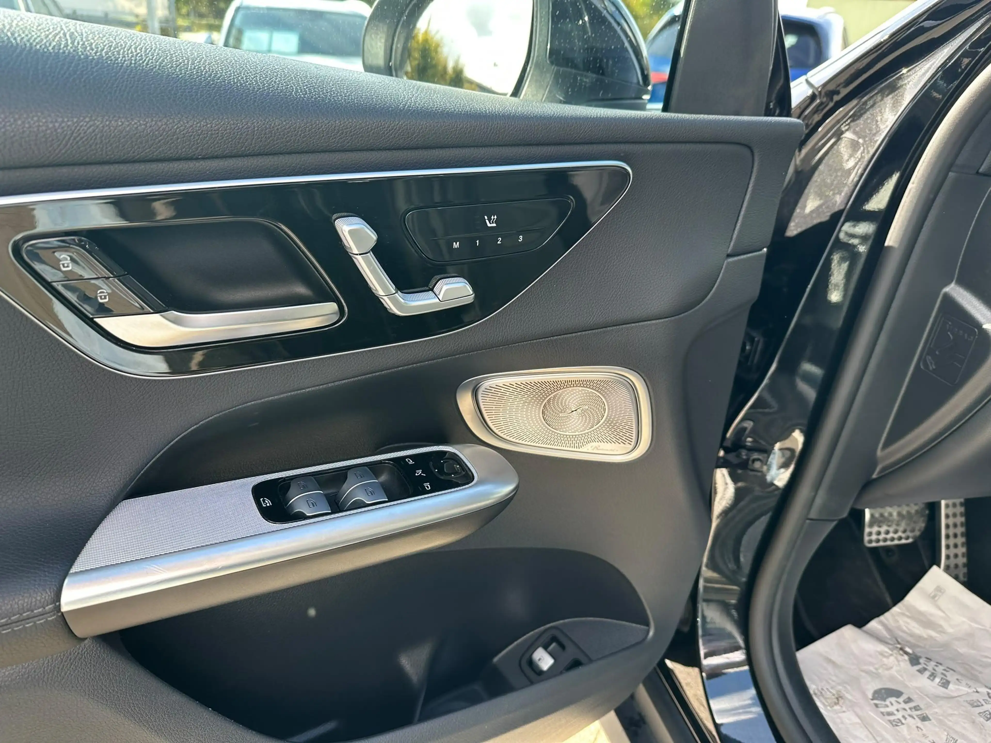 Mercedes-Benz GLC 300 GLC e 4MATIC Luxury Line — photo 11
