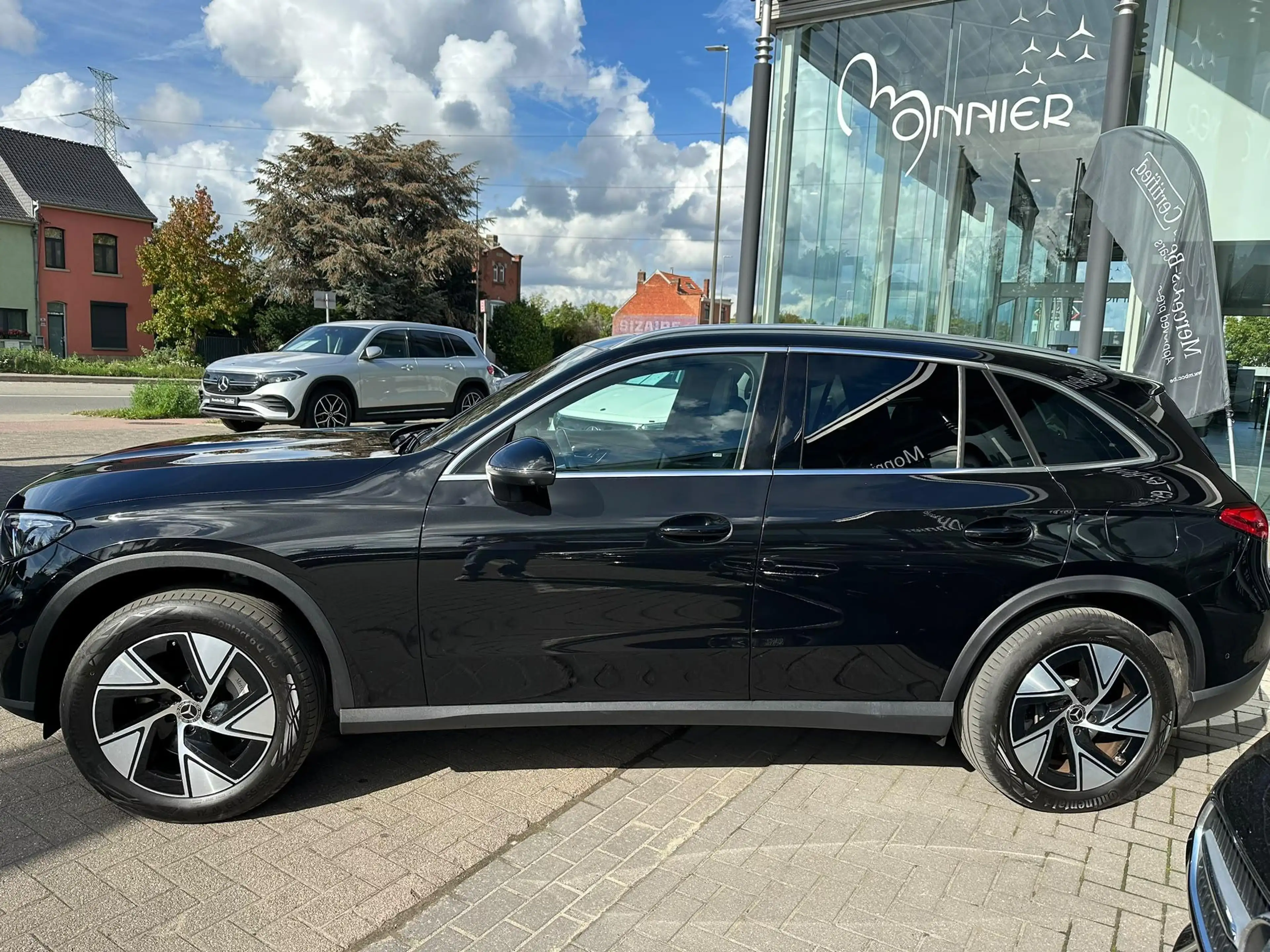 Mercedes-Benz GLC 300 GLC e 4MATIC Luxury Line — photo 2