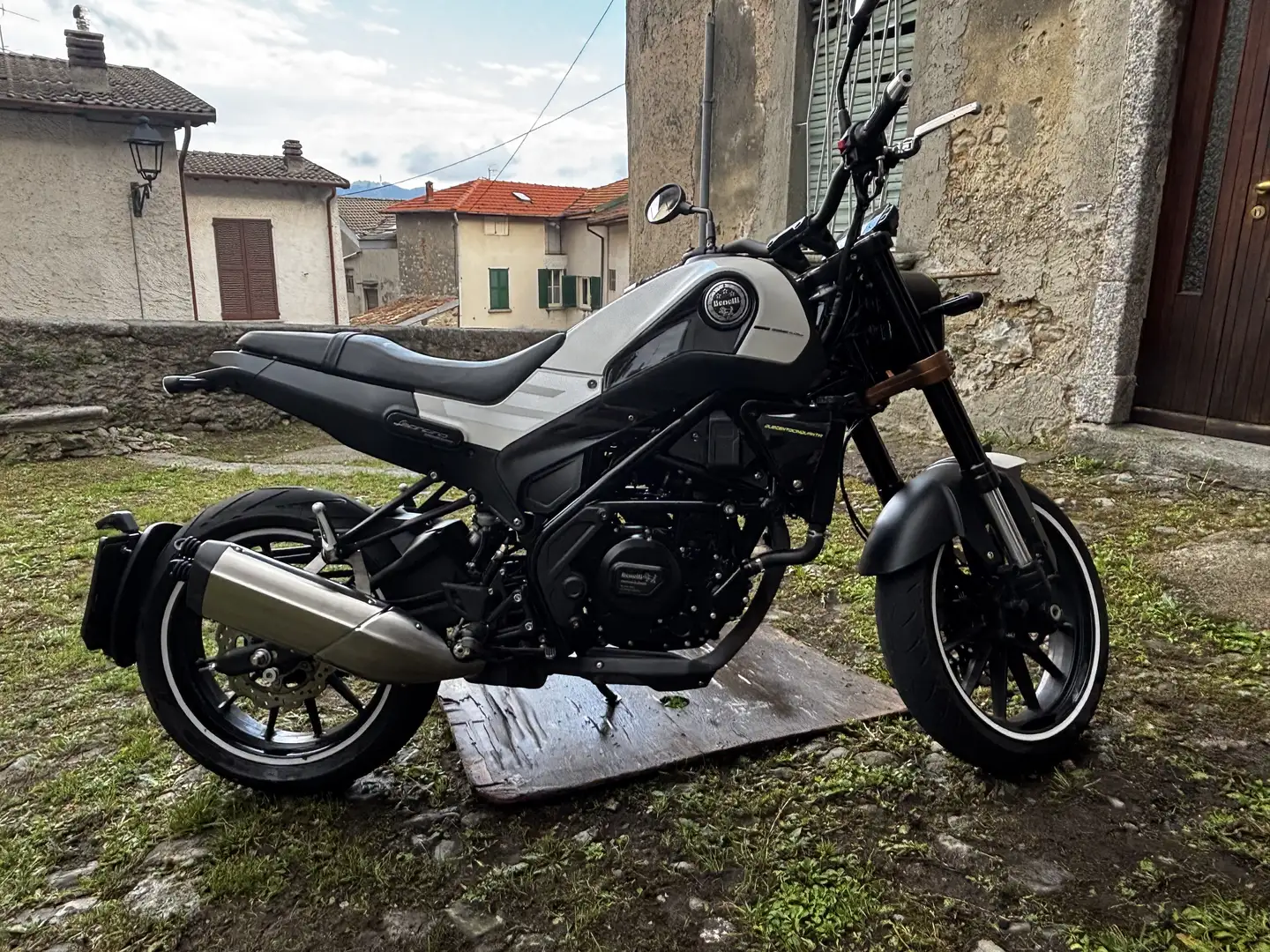 Benelli Leoncino - 1