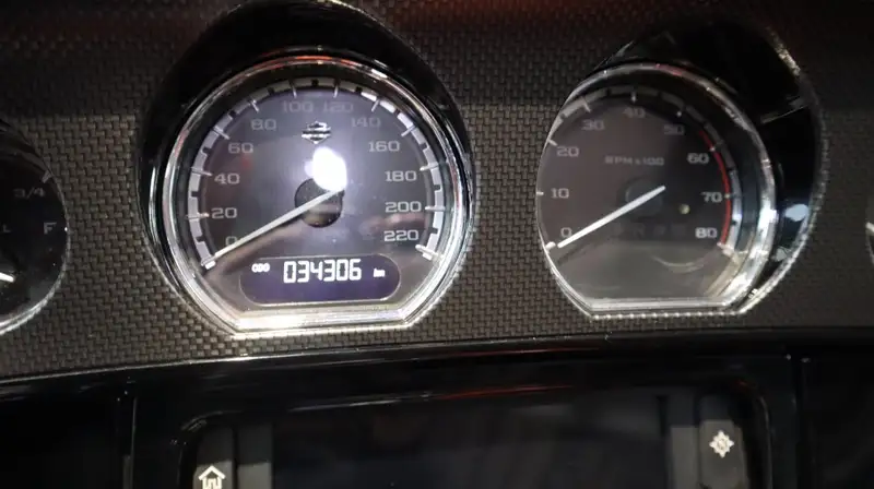 Harley-Davidson Tour Glide - foto 6