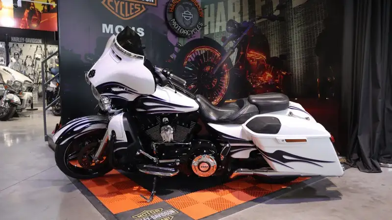 Harley-Davidson Tour Glide - foto 4