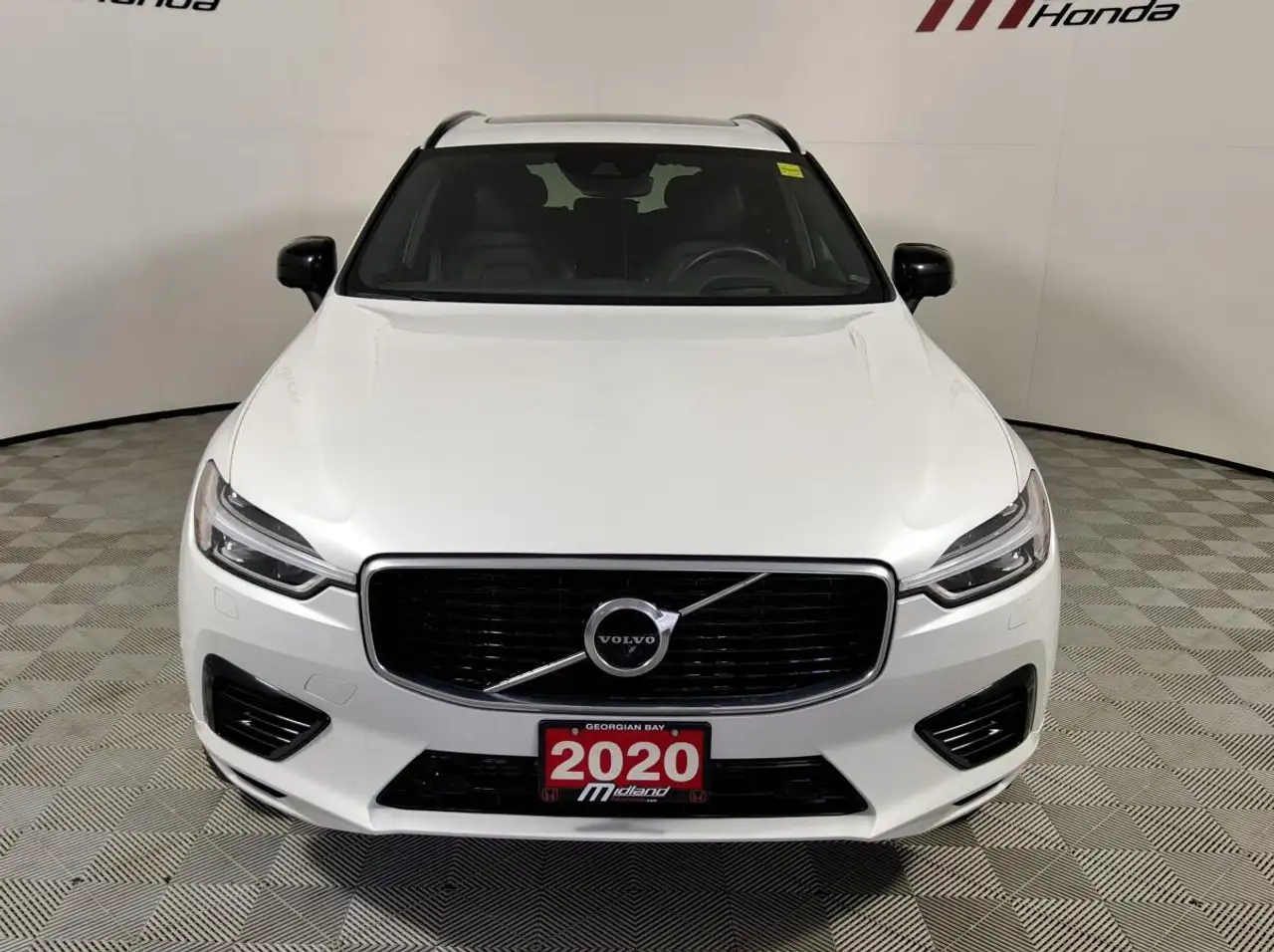 Volvo XC60 снимка Volvo XC60