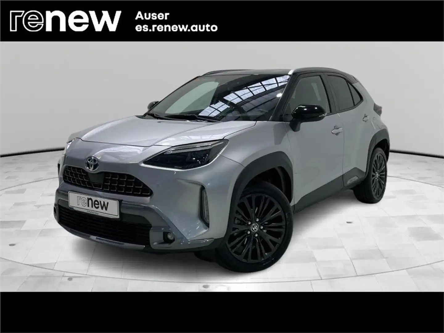 Toyota Yaris Cross 120H Adventure Gris - 1