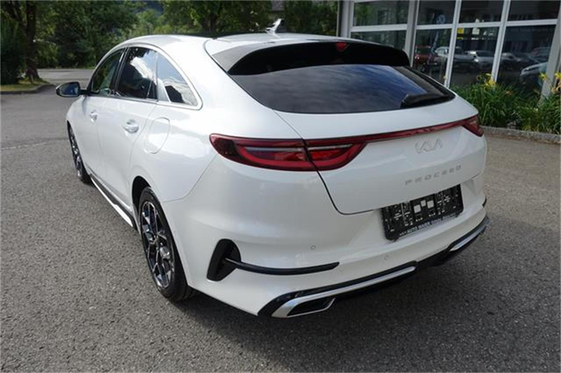 Kia ProCeed / pro_cee'd pro ceed 1,5 TGDI 48V GPF GT-Line DCT — photo 3