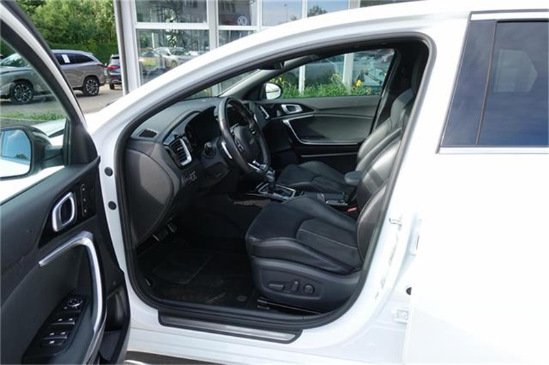 Kia ProCeed / pro_cee'd pro ceed 1,5 TGDI 48V GPF GT-Line DCT — photo 7
